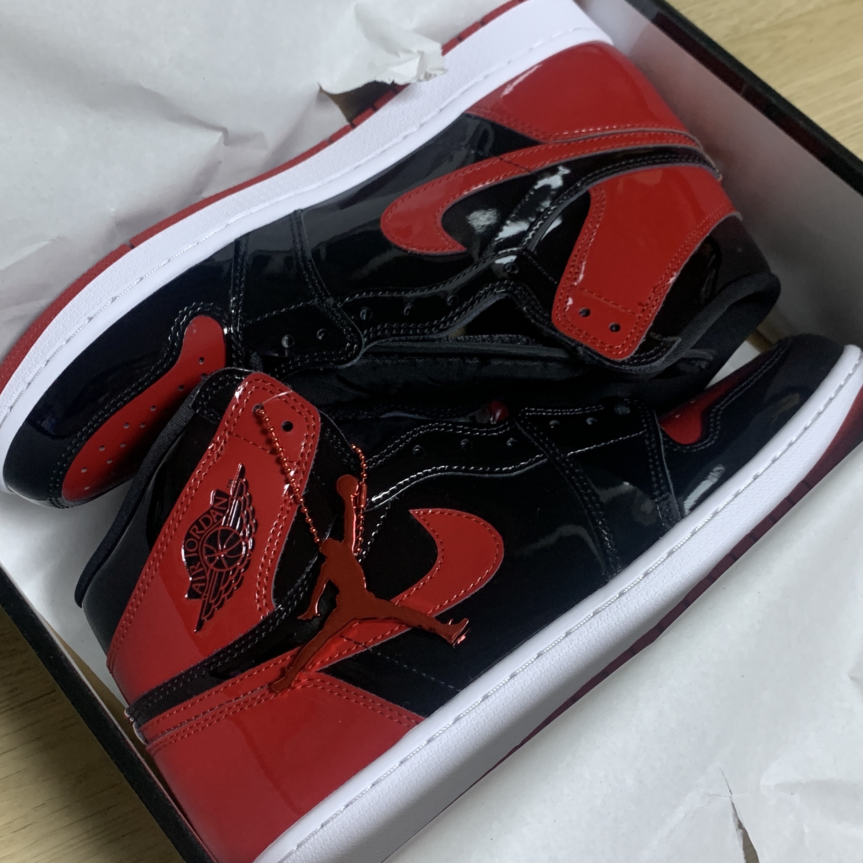 Jordan 1 Retro High OG Patent Bred 착용 스타일