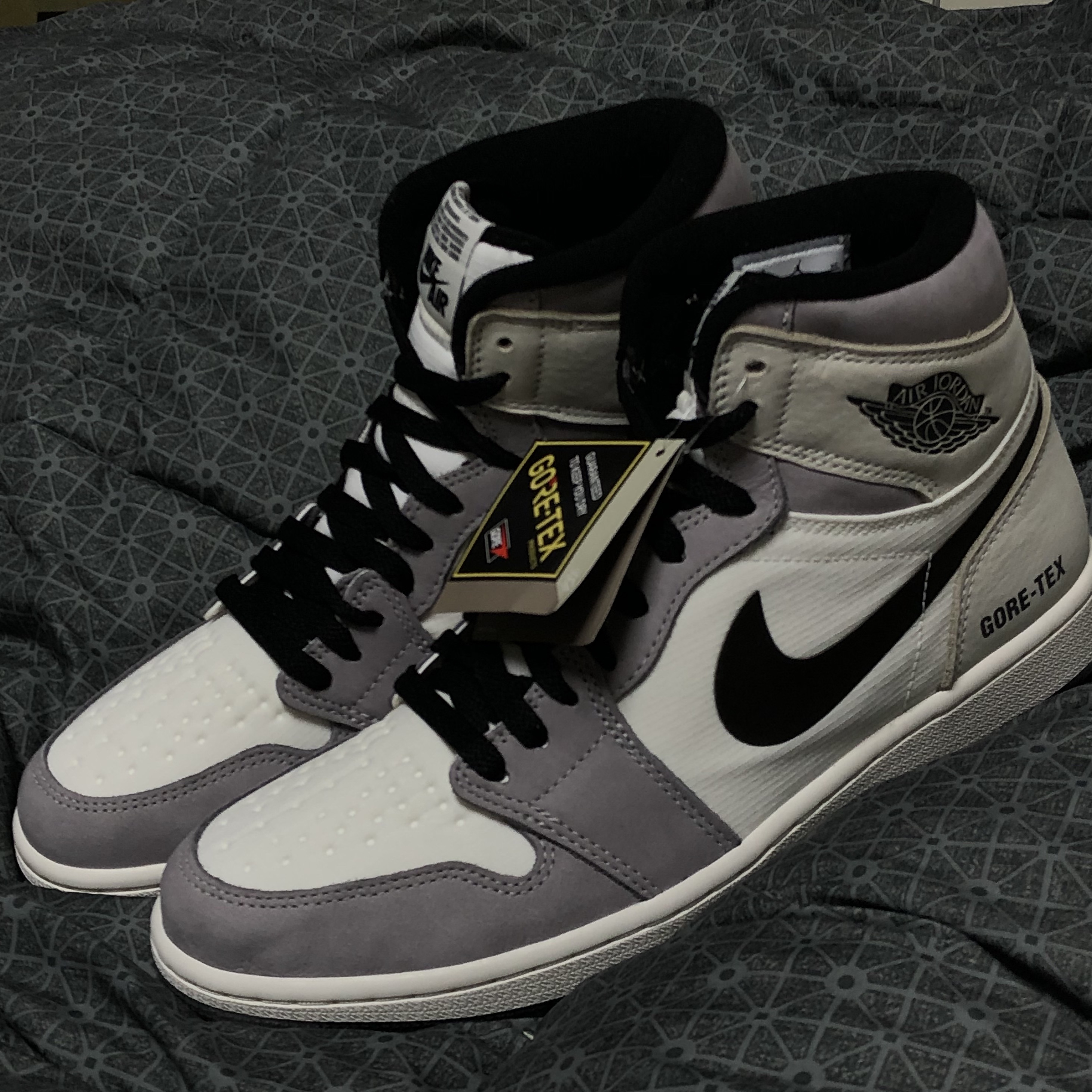 Jordan 1 Element Gore-Tex Sail 착용 스타일