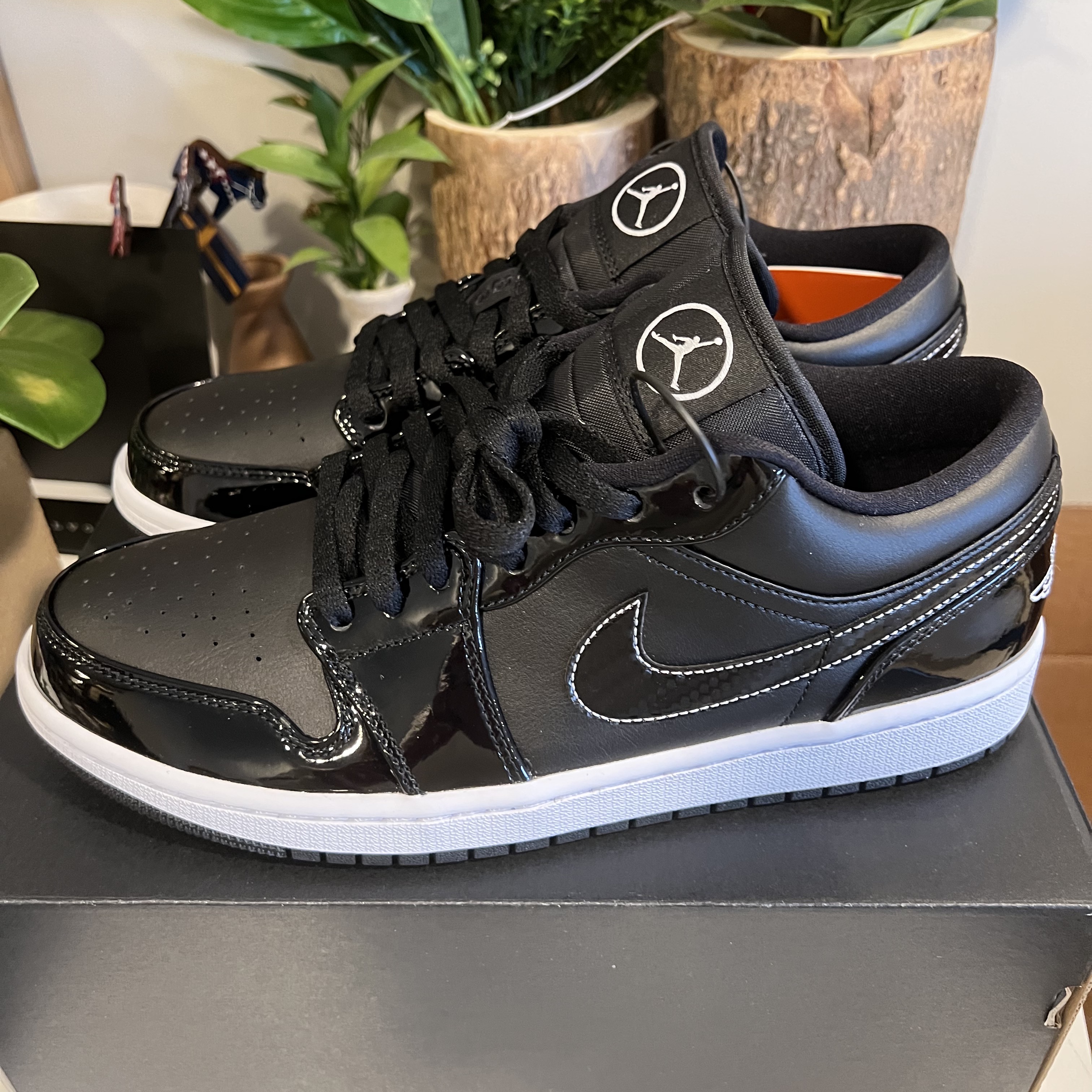 Jordan 1 Low SE ASW Black 착용 스타일 - 2