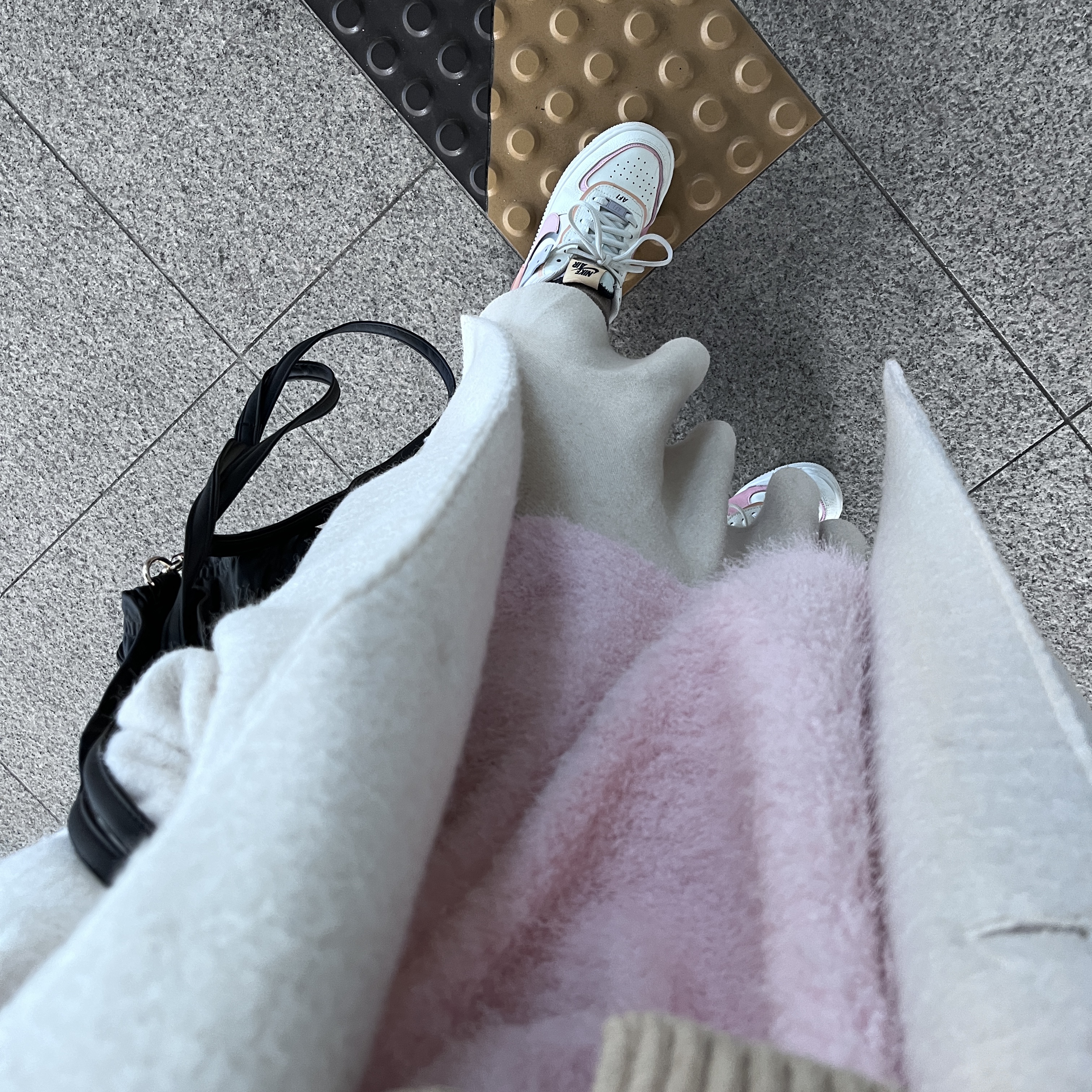 (W) Nike Air Force 1 Shadow Sail Pink Glaze 착용 스타일 - 4