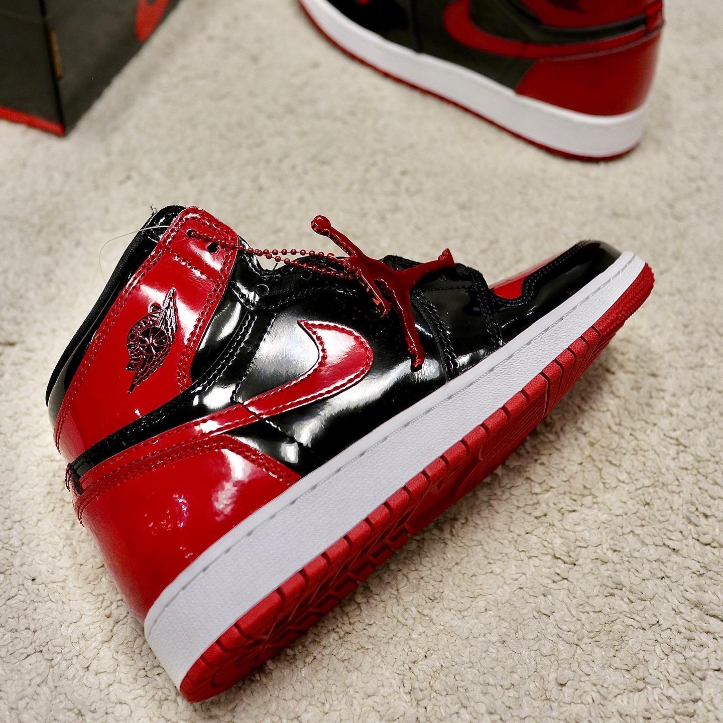 (GS) Jordan 1 Retro High OG Patent Bred 착용 스타일 - 2