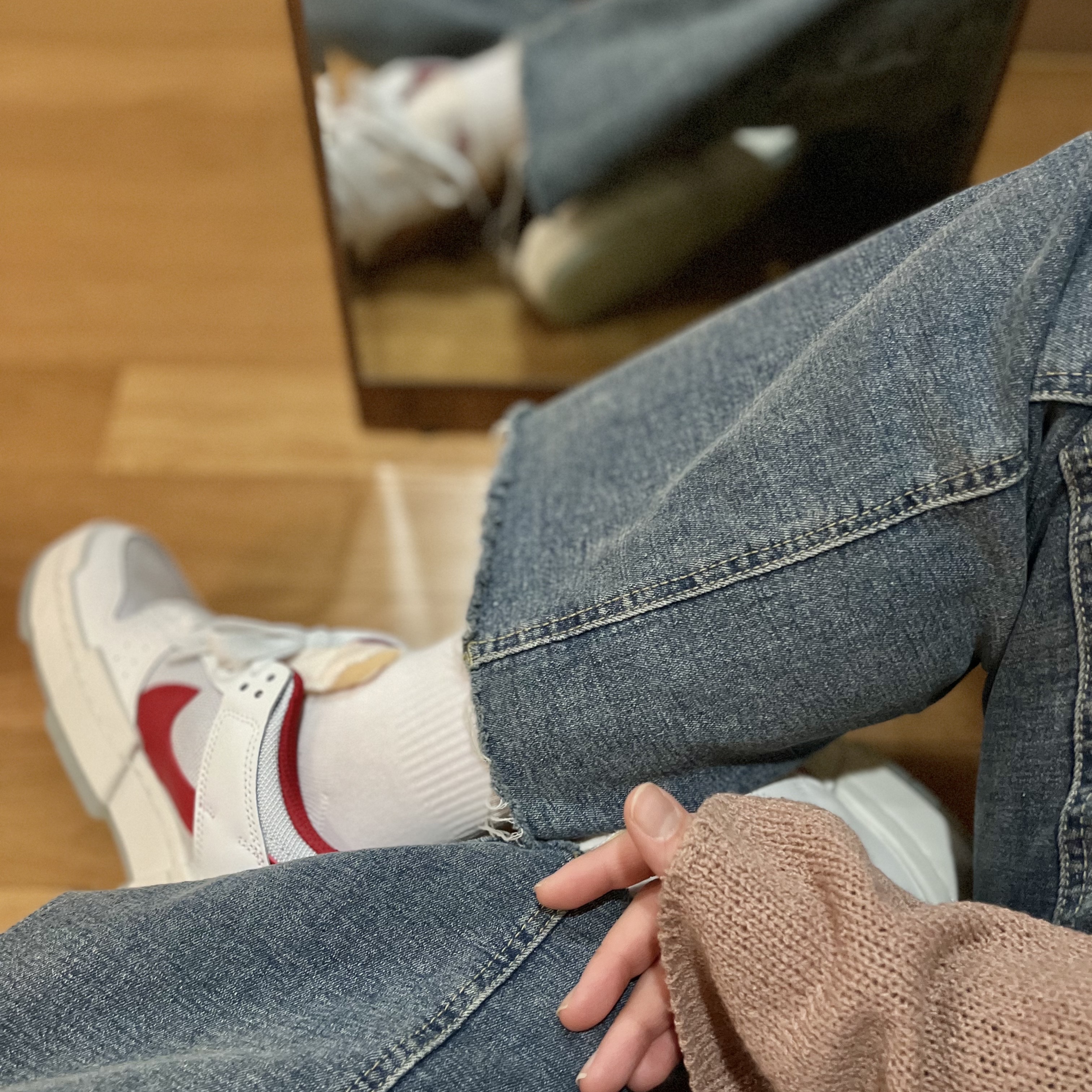 (W) Nike Dunk Low Disrupt Gym Red 착용 스타일 - 2