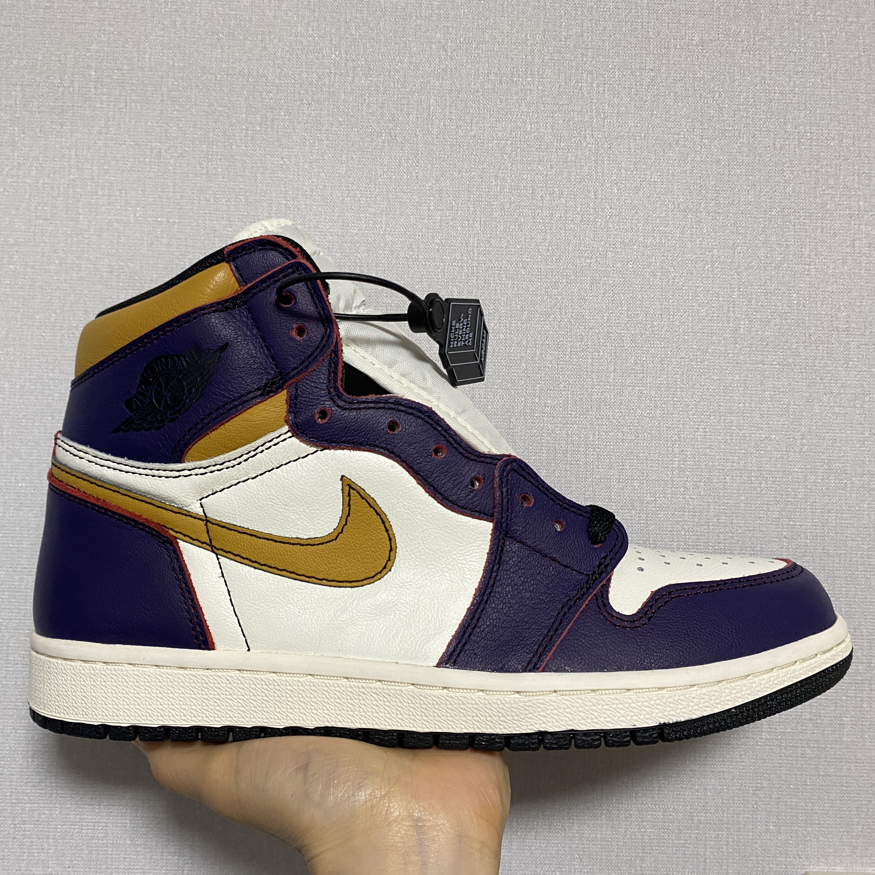 Jordan 1 Retro High OG Defiant SB LA to Chicago 착용 스타일