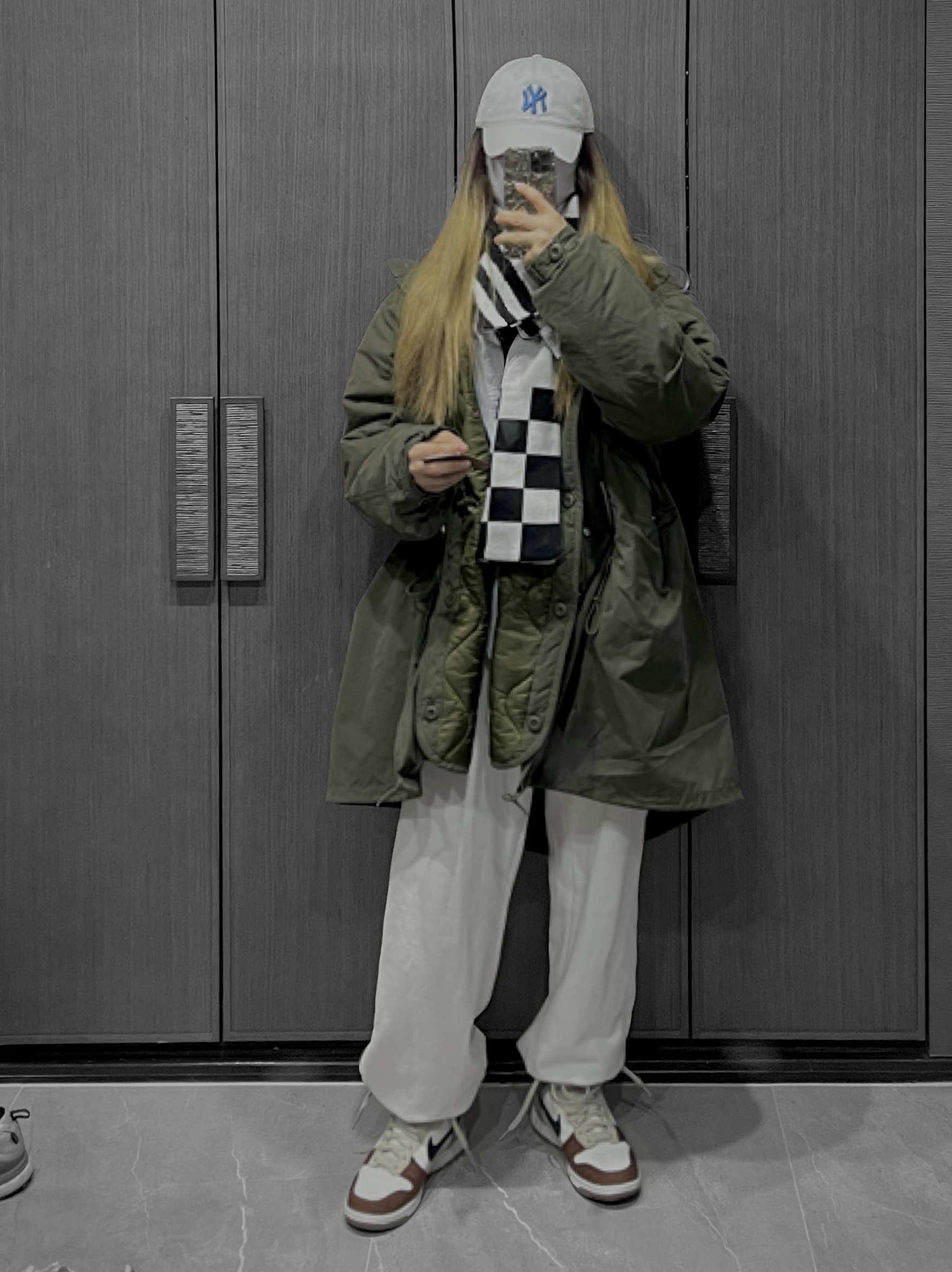 (W) Nike Dunk High Next Nature Summit White 착용 스타일