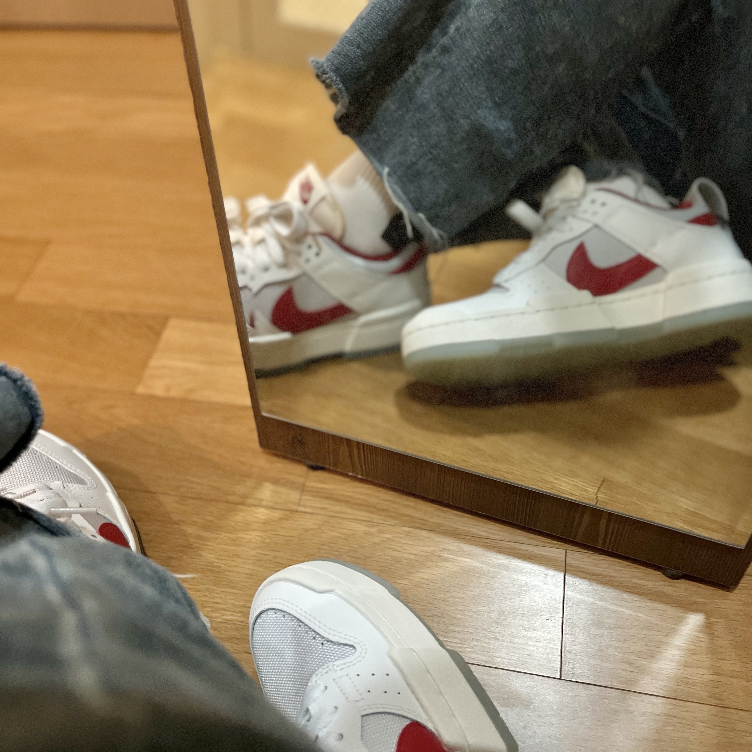 (W) Nike Dunk Low Disrupt Gym Red 착용 스타일 - 1