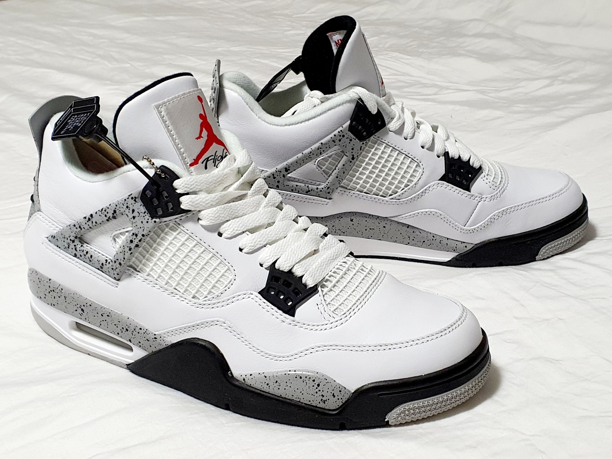 Jordan 4 Retro OG White Cement 2016 착용 스타일 - 3
