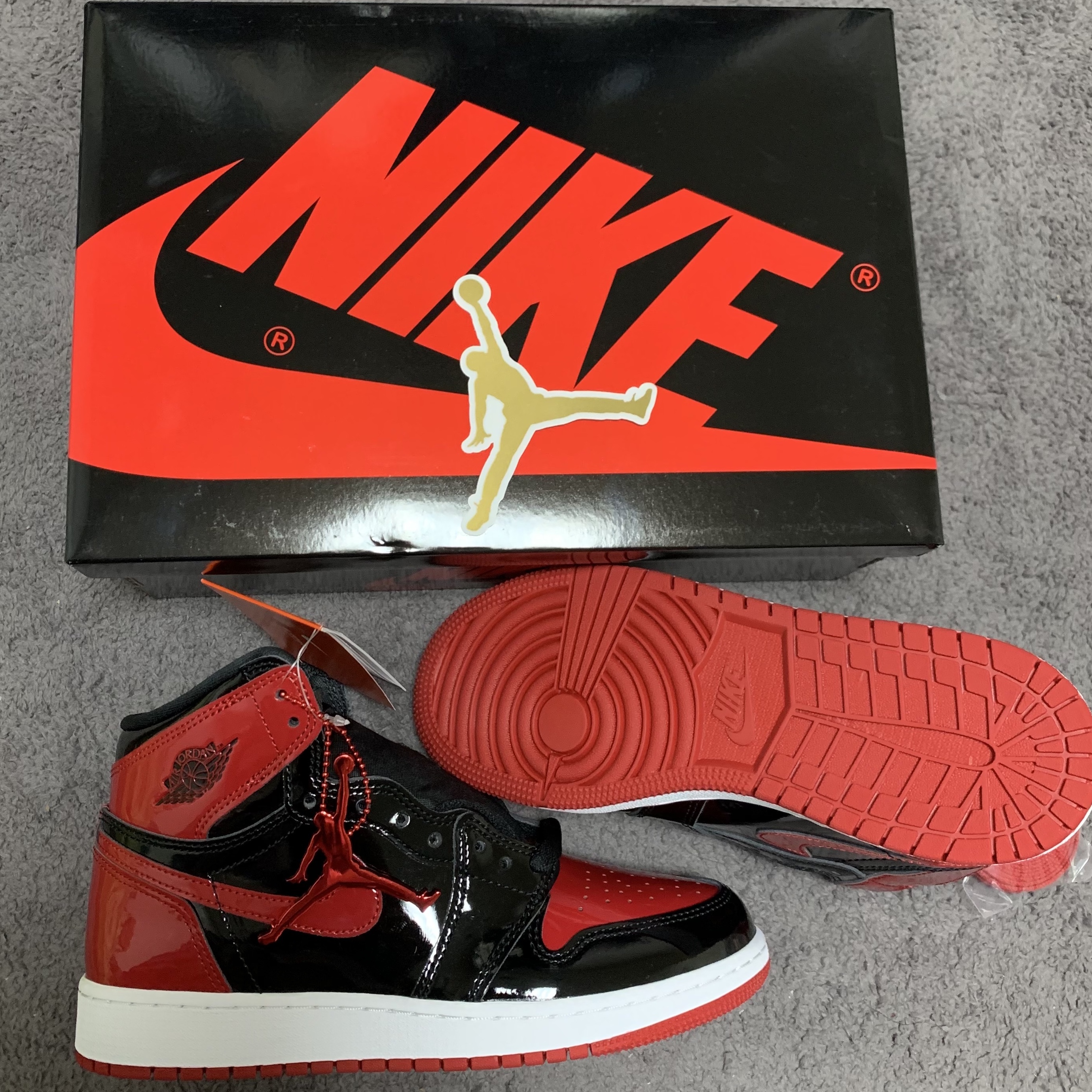 (GS) Jordan 1 Retro High OG Patent Bred 착용 스타일 - 1