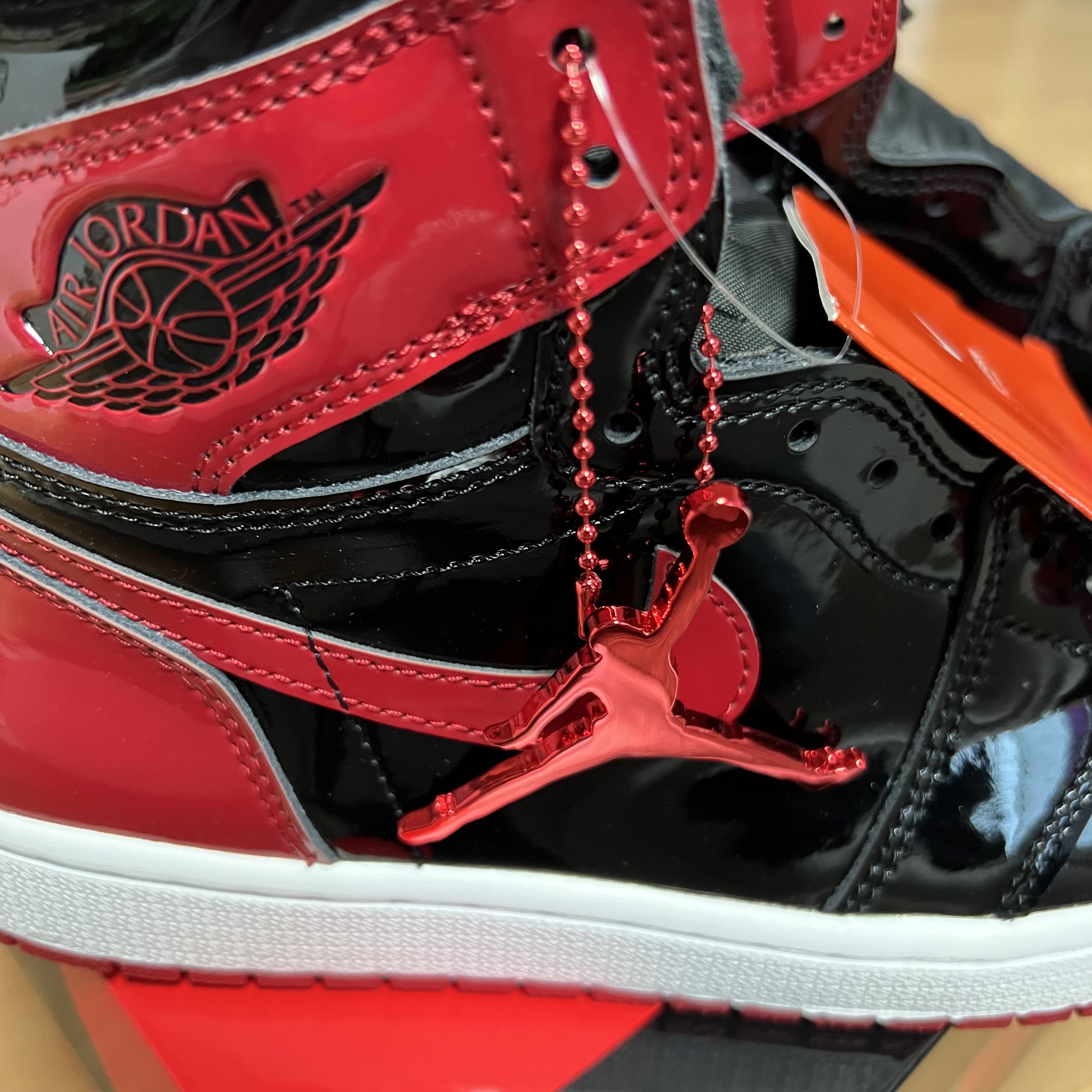 Jordan 1 Retro High OG Patent Bred 착용 스타일