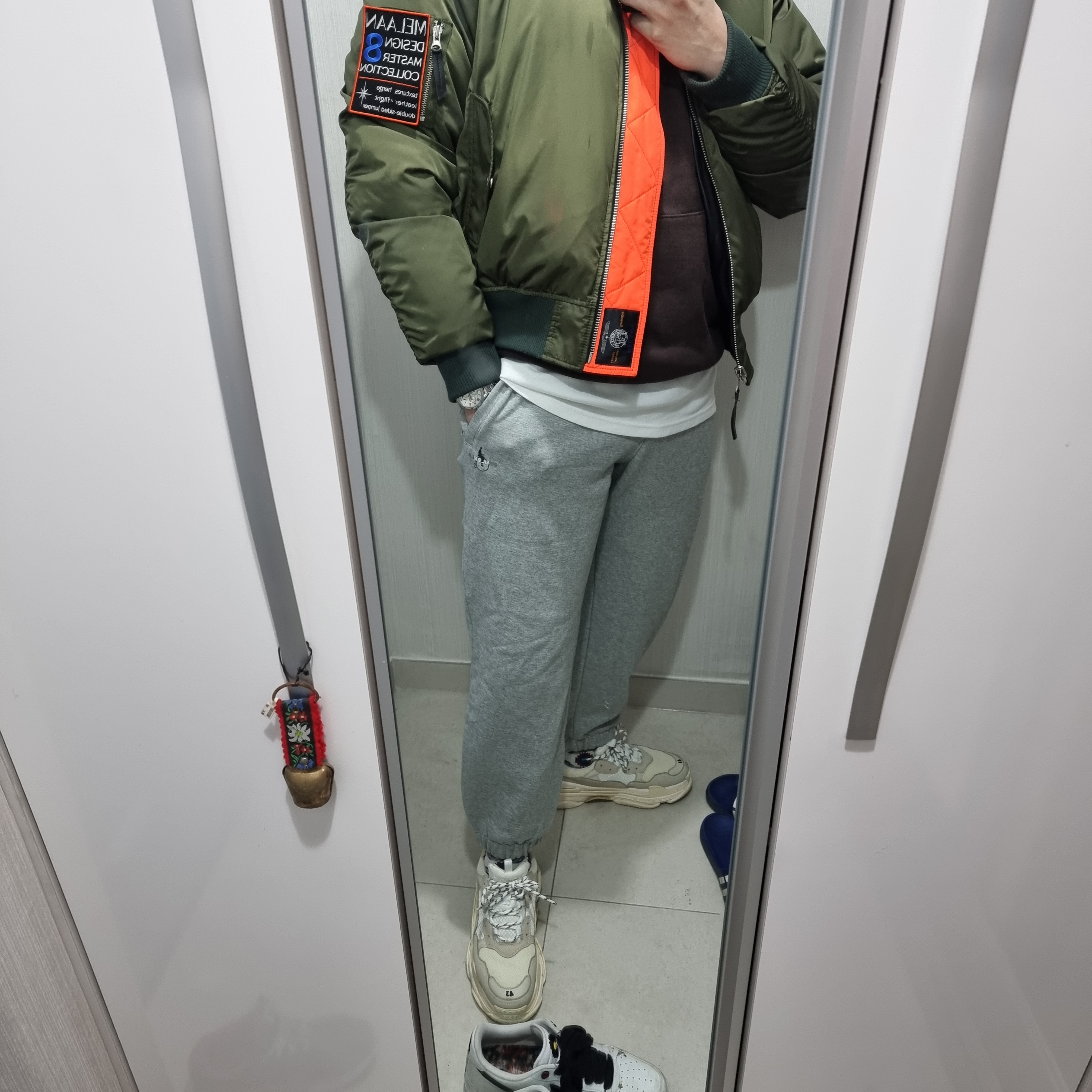 (W) Balenciaga Triple S White 2019 착용 스타일