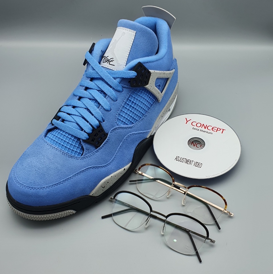Jordan 4 Retro University Blue 착용 스타일