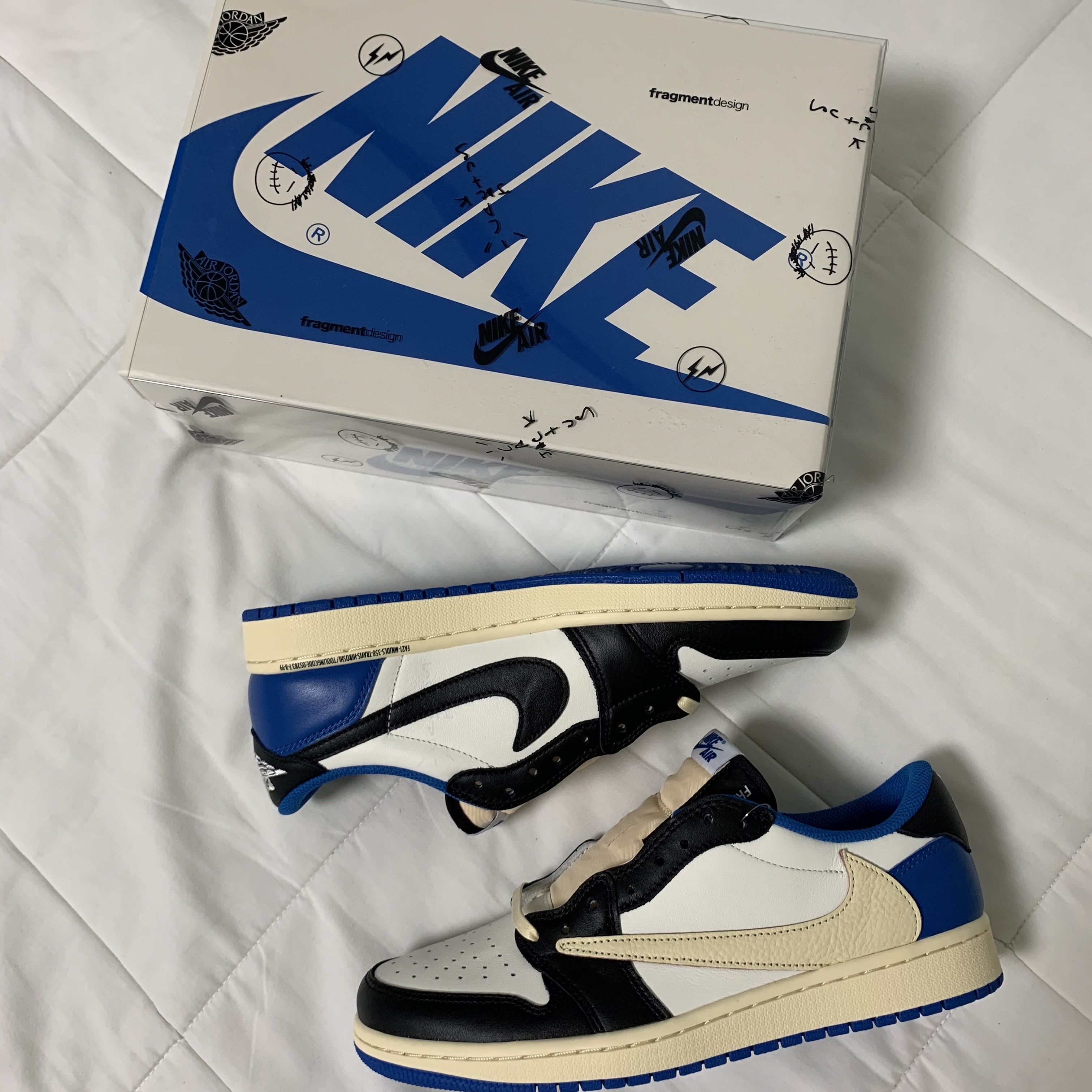 Jordan 1 x Travis Scott x Fragment Retro Low OG SP Military Blue 착용 스타일