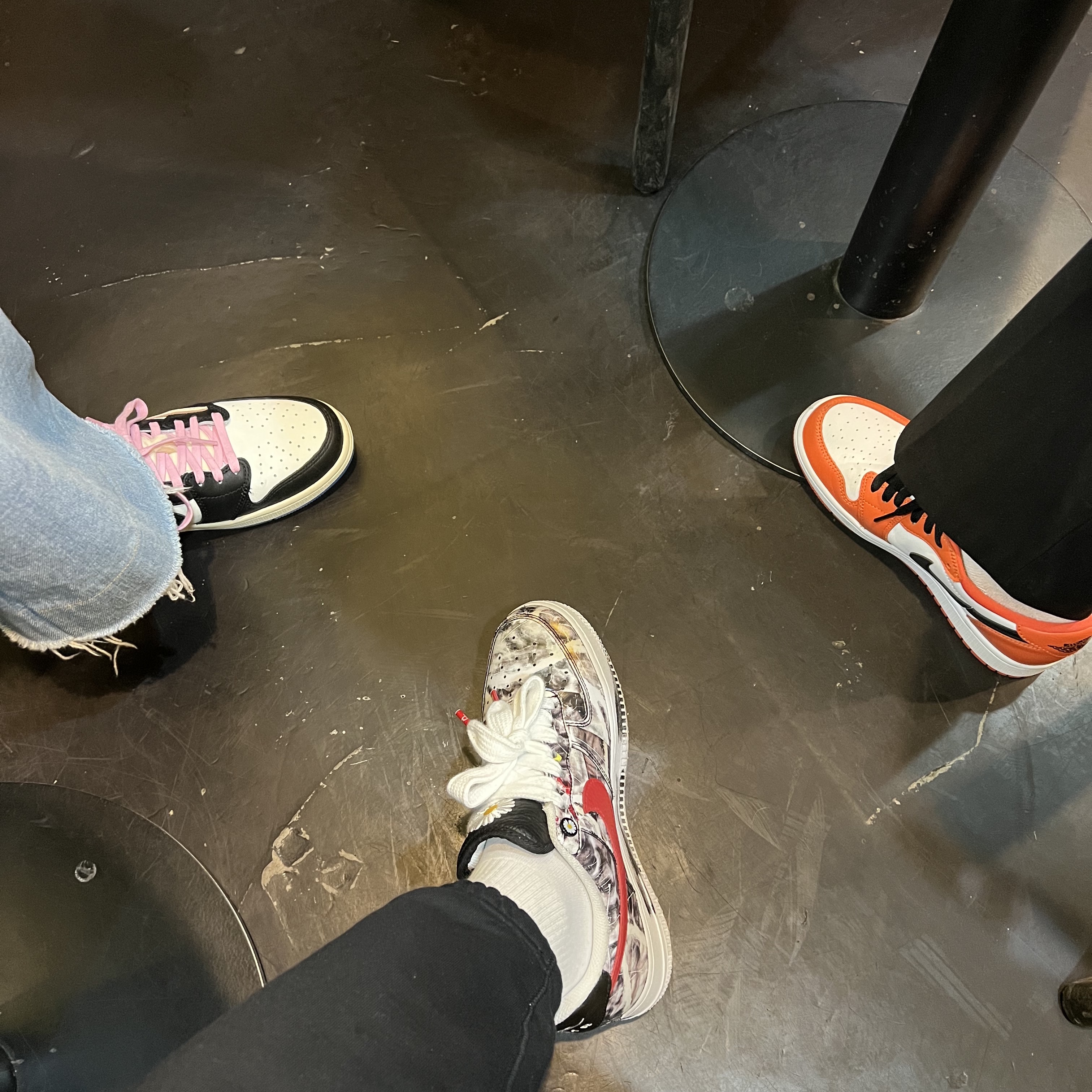 Nike x Peaceminusone Air Force 1 Low Para-Noise, Jordan 1 Low OG Starfish 착용 스타일 - 2