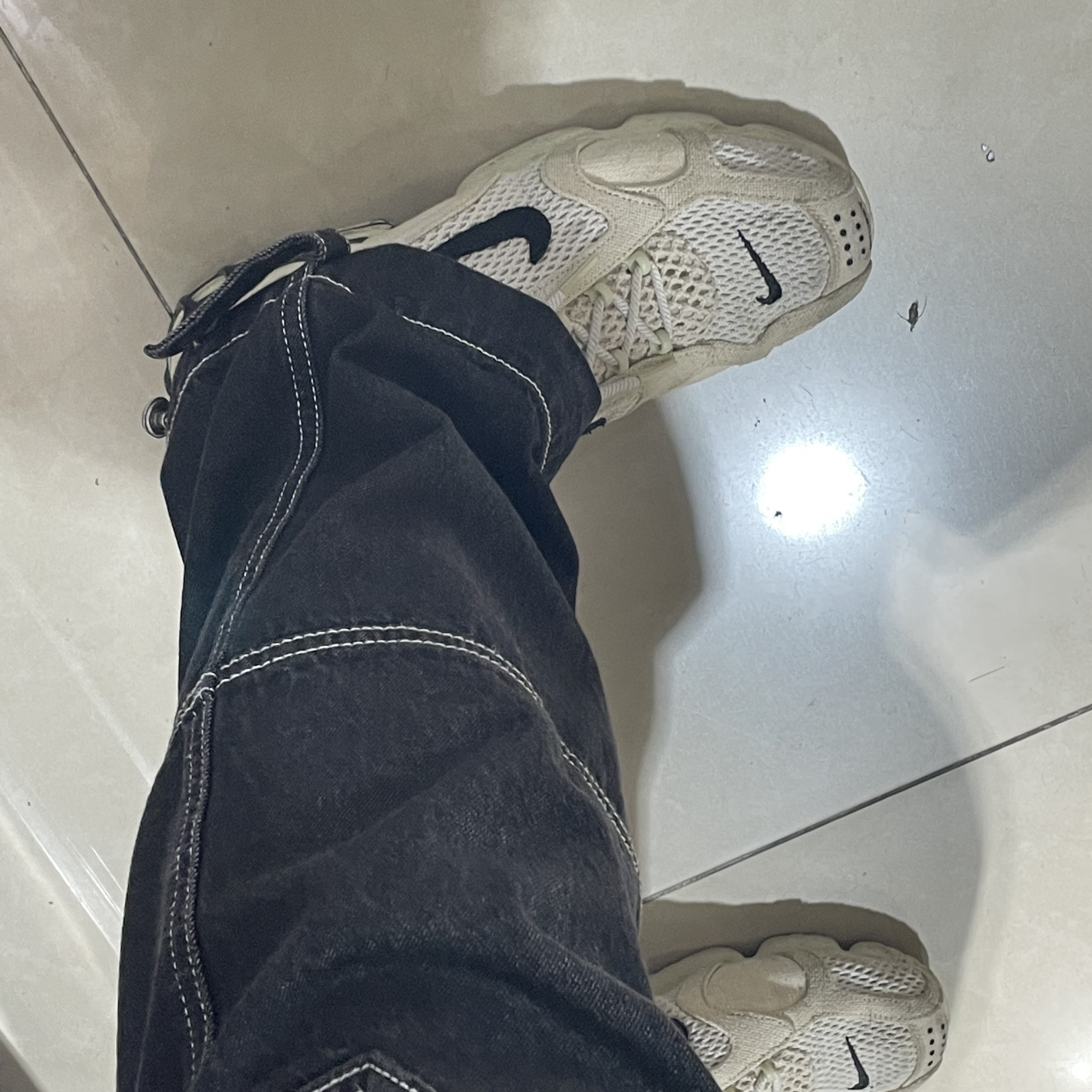 Nike x Stussy Air Zoom Spiridon Cage 2 Fossil 착용 스타일
