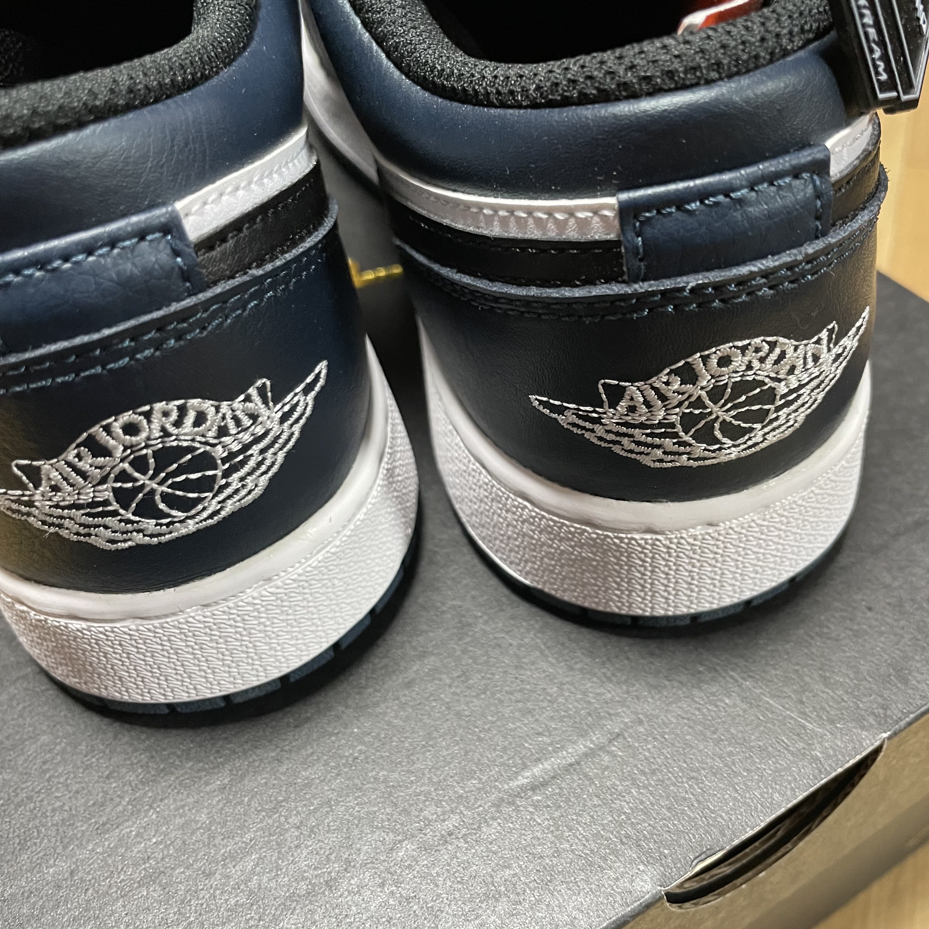 Jordan 1 Low Dark Teal 착용 스타일 - 2
