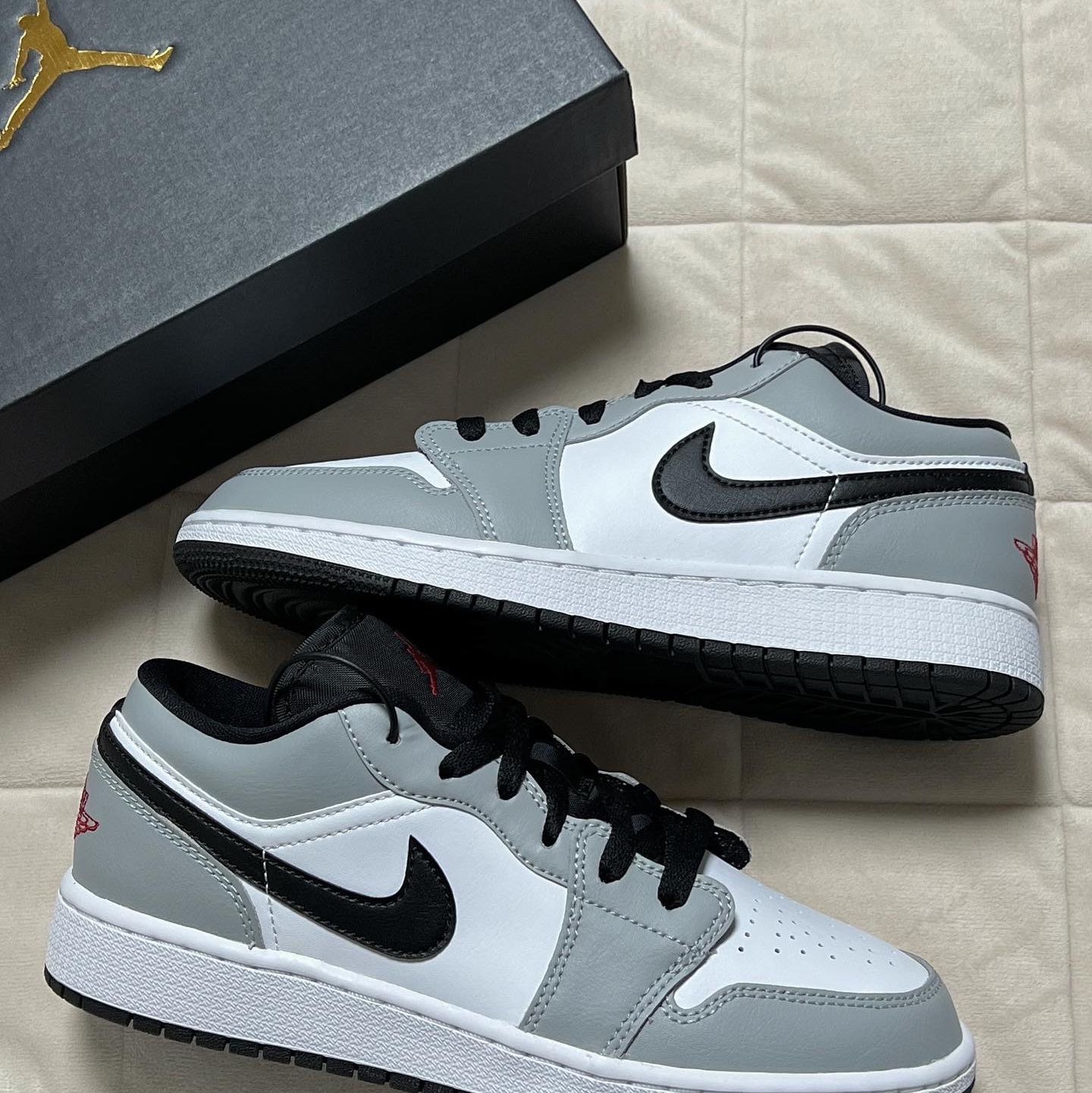 (GS) Jordan 1 Low Light Smoke Grey 착용 스타일 - 2