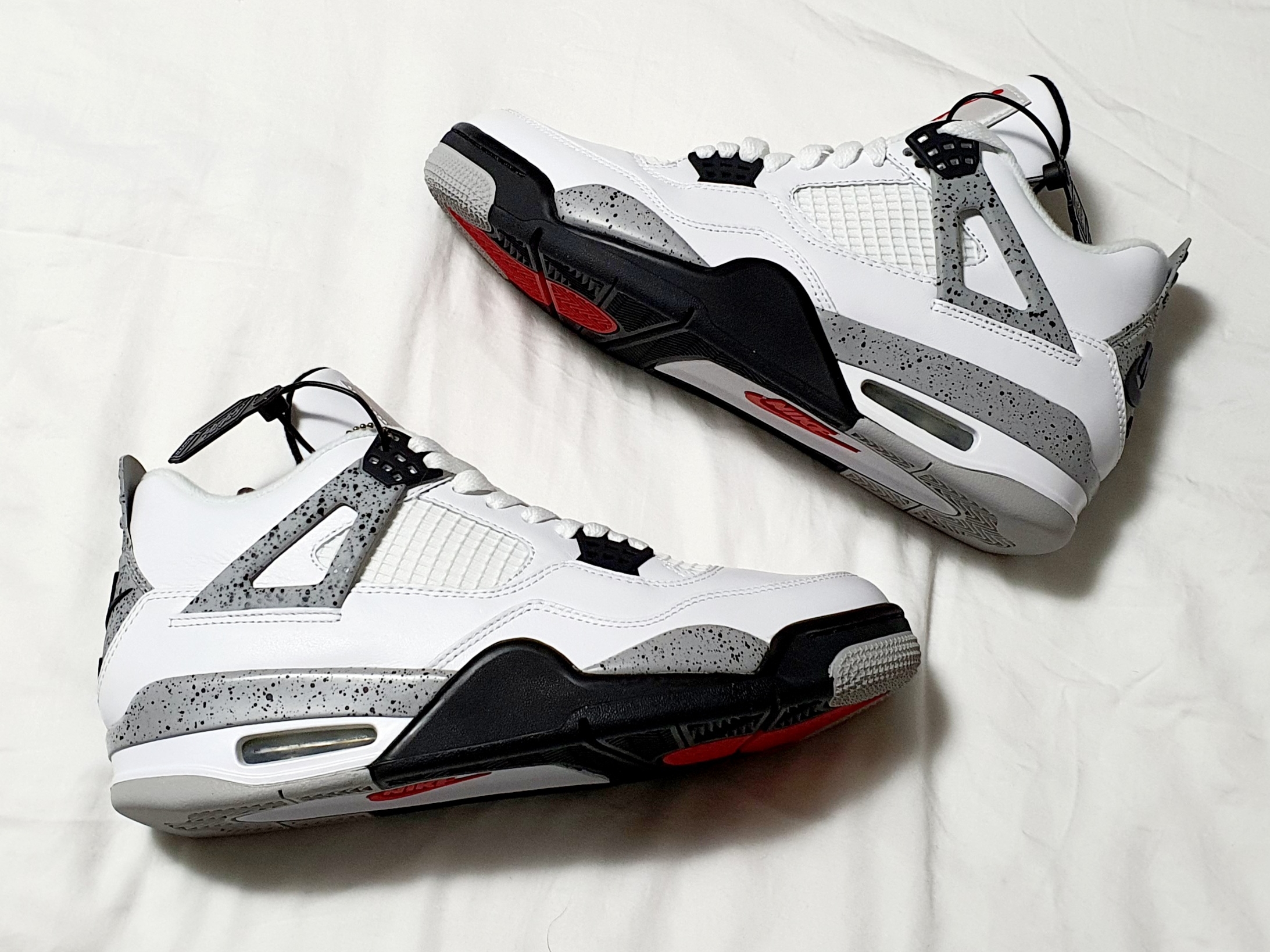 Jordan 4 Retro OG White Cement 2016 착용 스타일 - 2