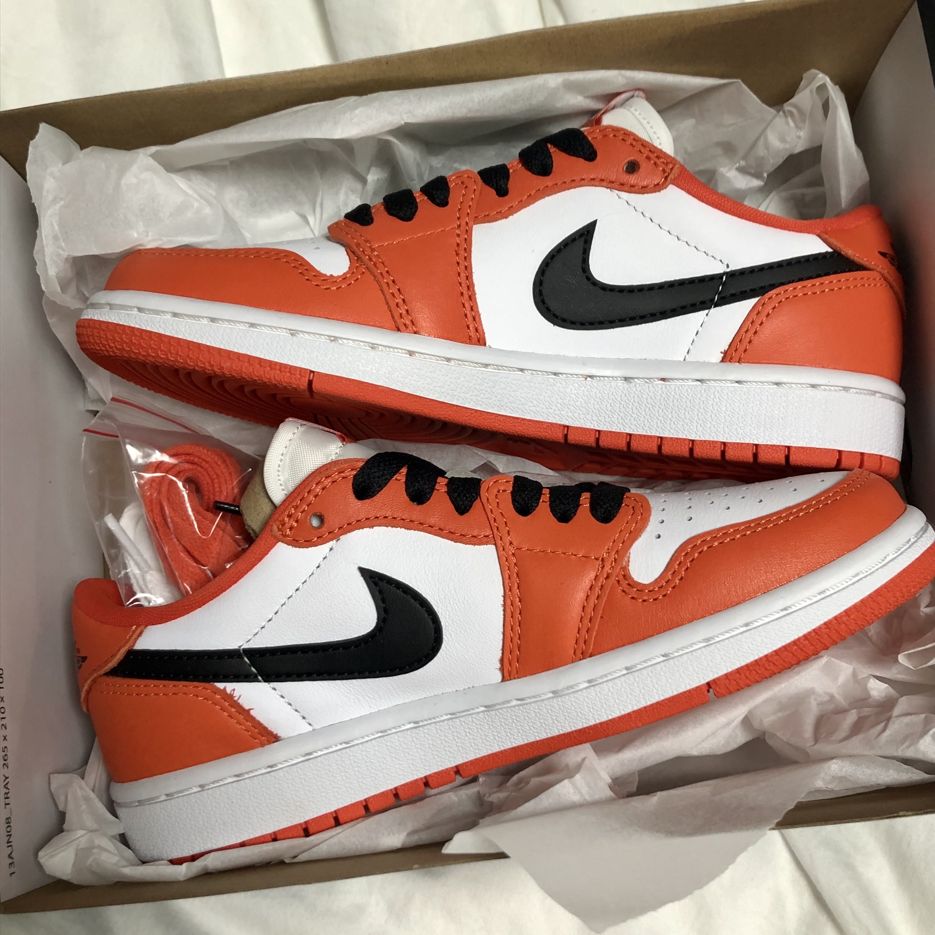 (W) Jordan 1 Low OG Starfish 착용 스타일
