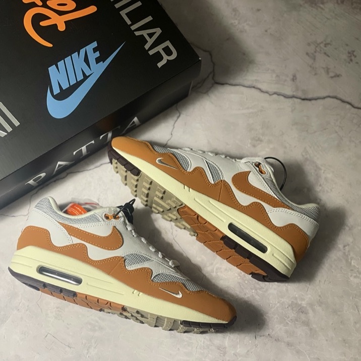 Nike x Patta Air Max 1 Monarch 착용 스타일 - 1