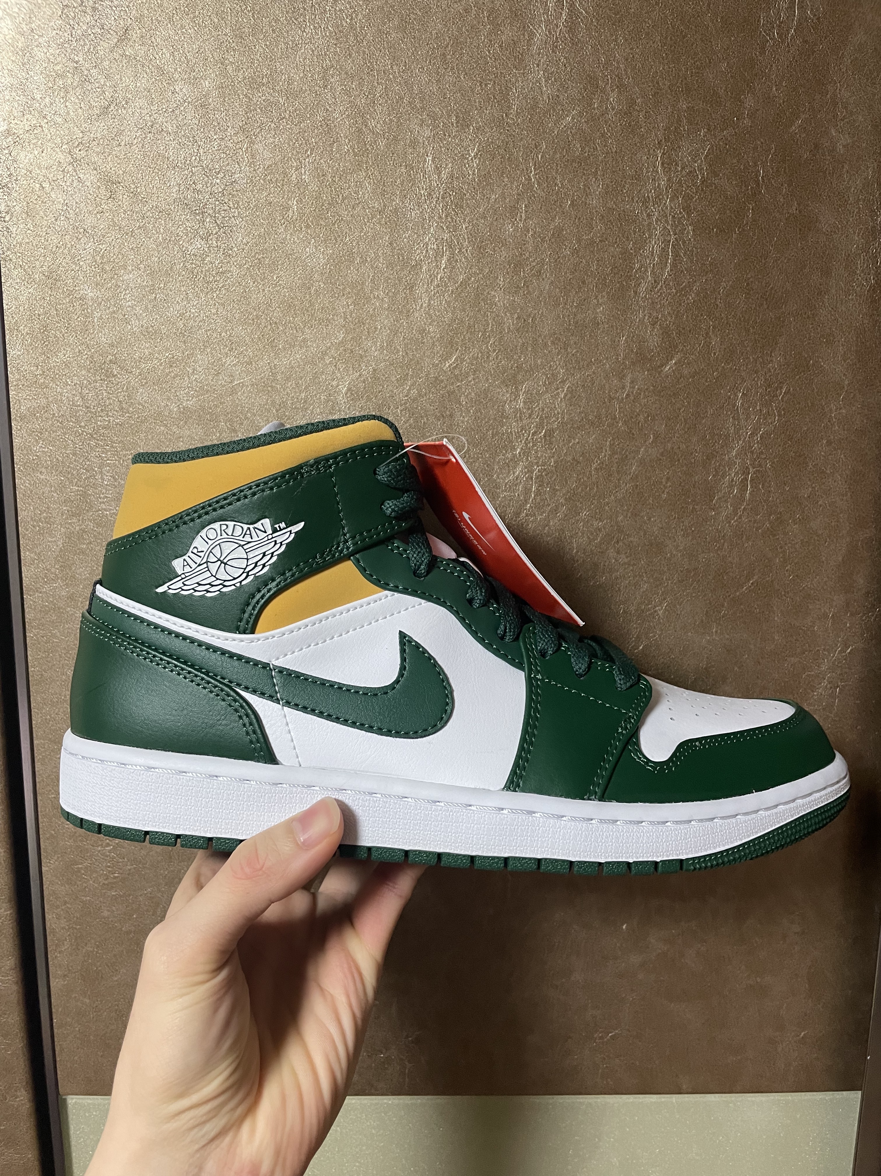 Jordan 1 Mid Sonics 2021 착용 스타일