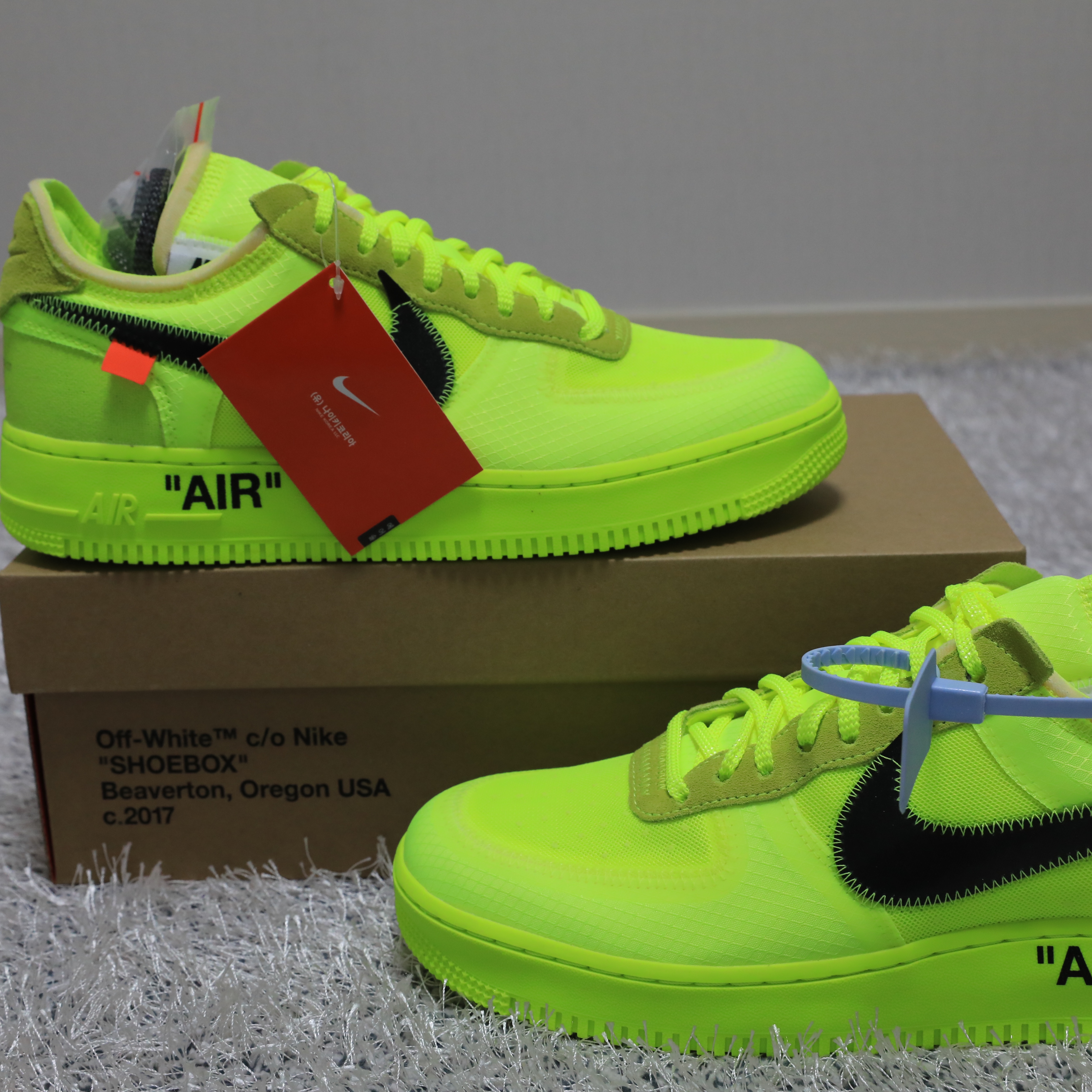 Nike x Off-White Air Force 1 Low Volt 착용 스타일 - 2