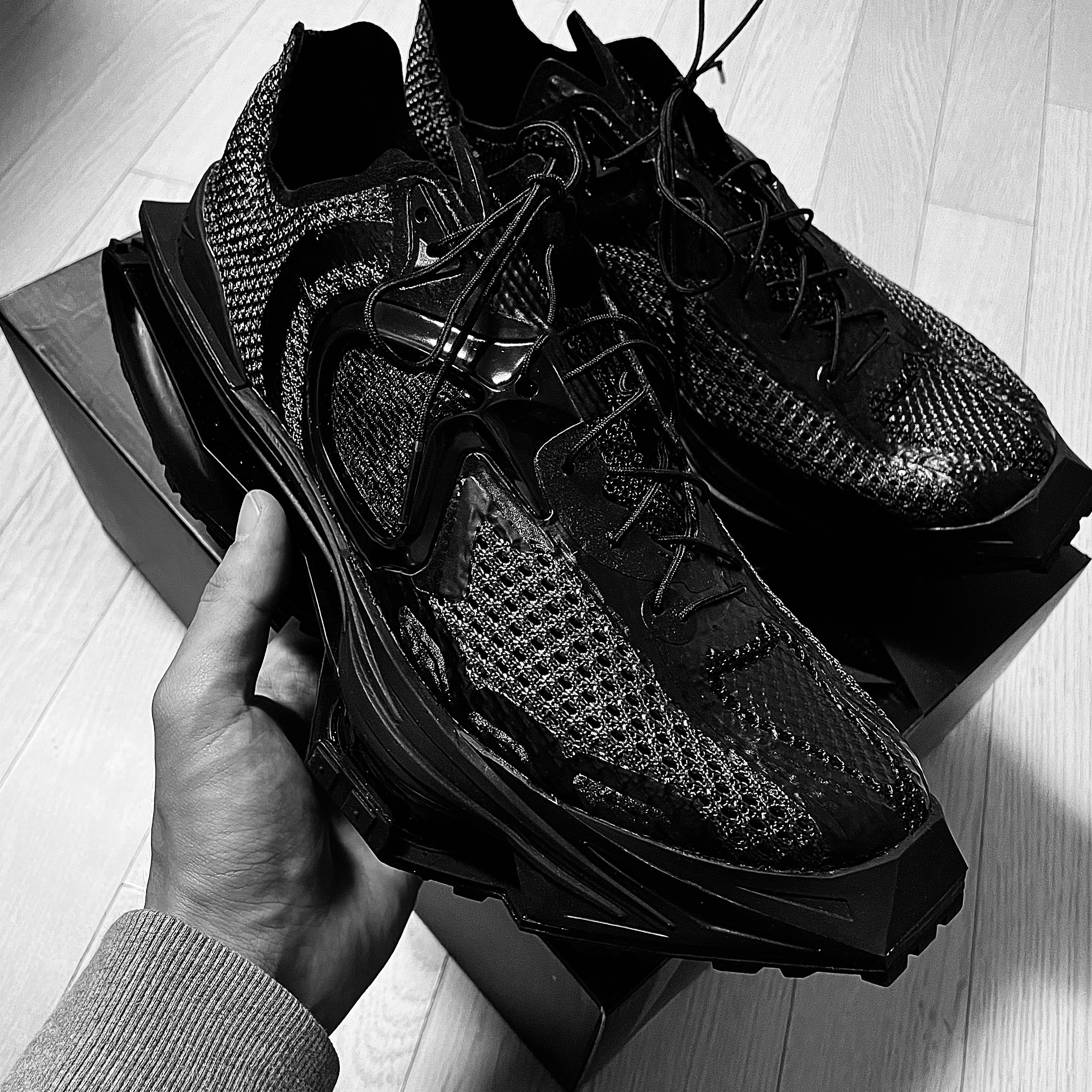 Nike x Matthew M Williams Zoom 004 Triple Black 착용 스타일