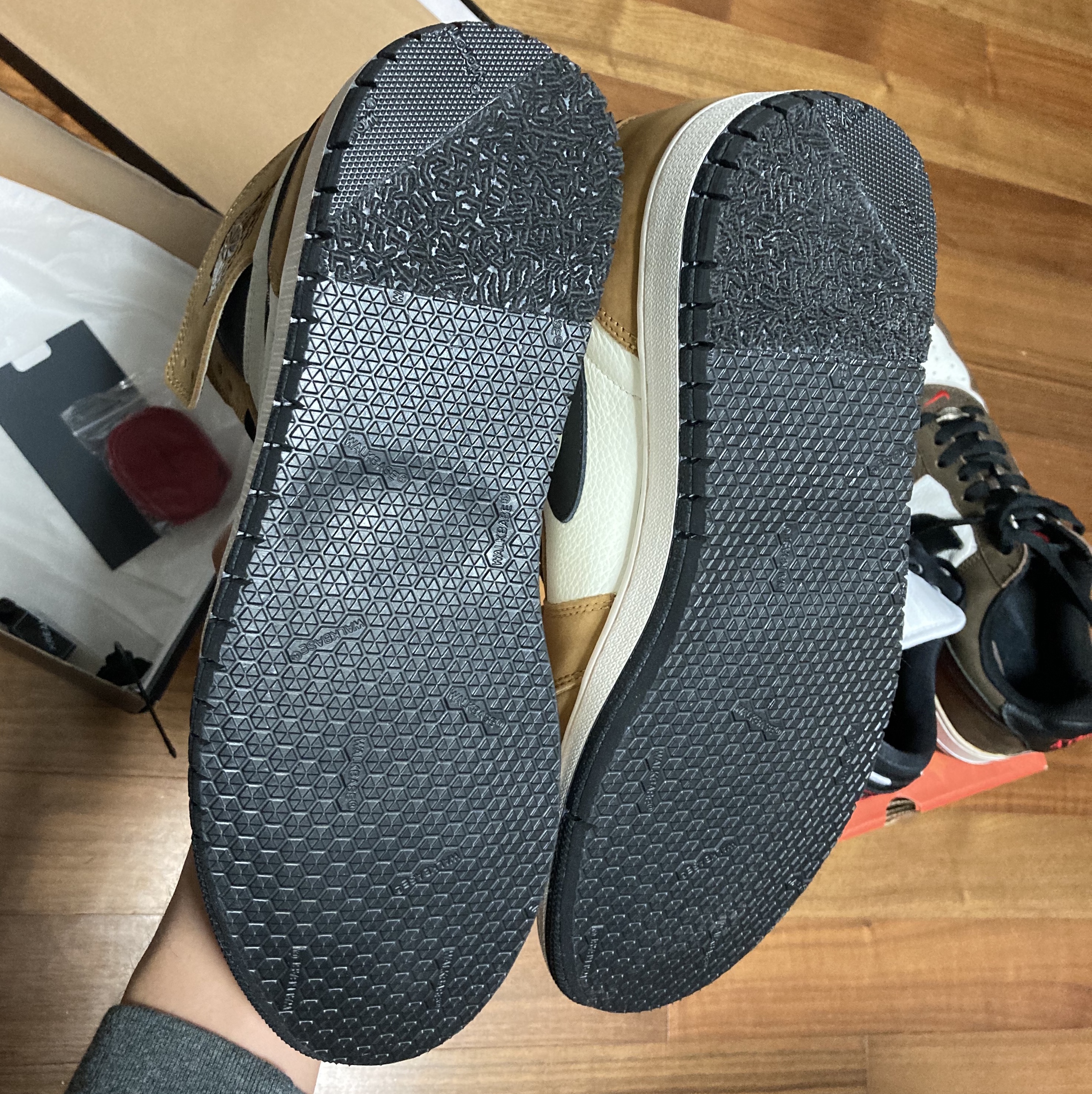 Jordan 1 Retro High Rookie of the Year, Nike Air Force 1 Low Escape 착용 스타일 - 2