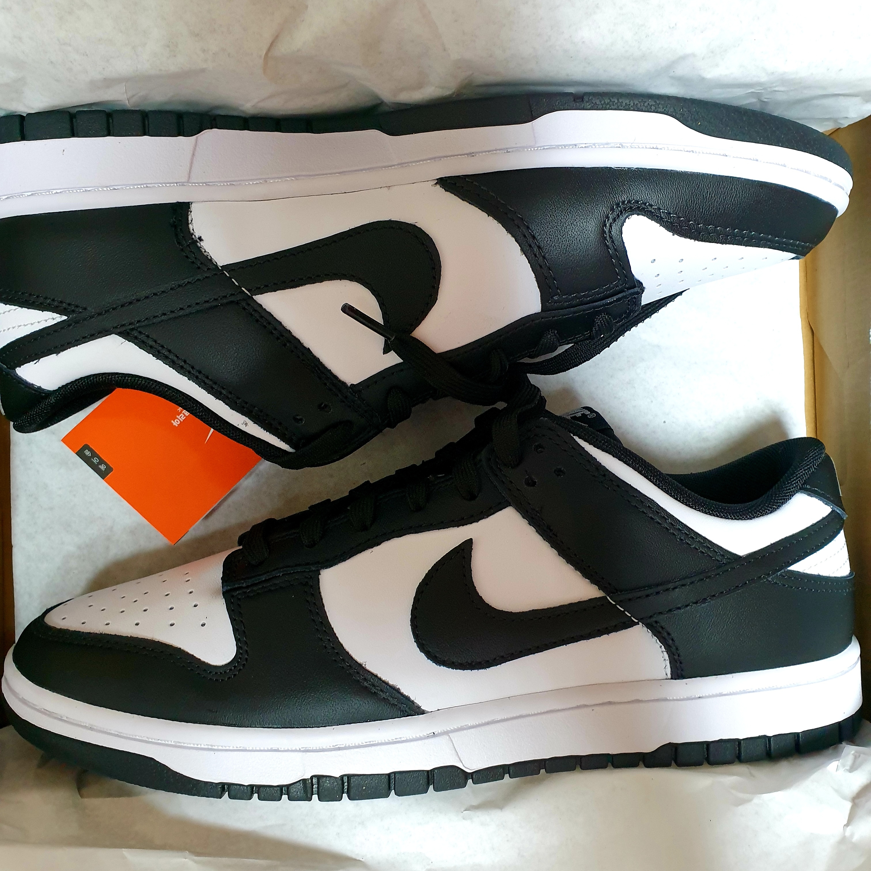 Nike Dunk Low Retro Black 착용 스타일
