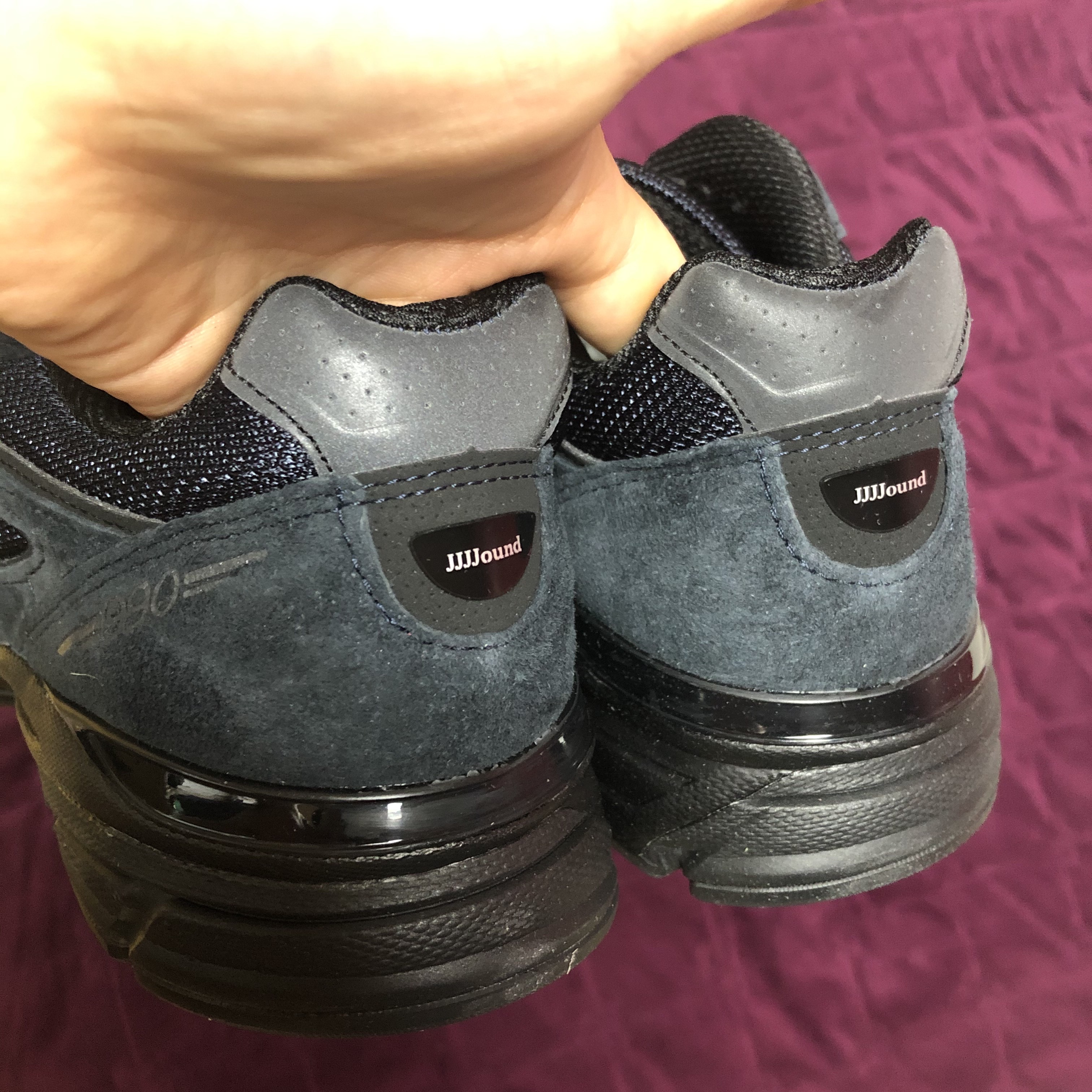 New Balance x JJJJound 990v4 Navy 착용 스타일 - 3