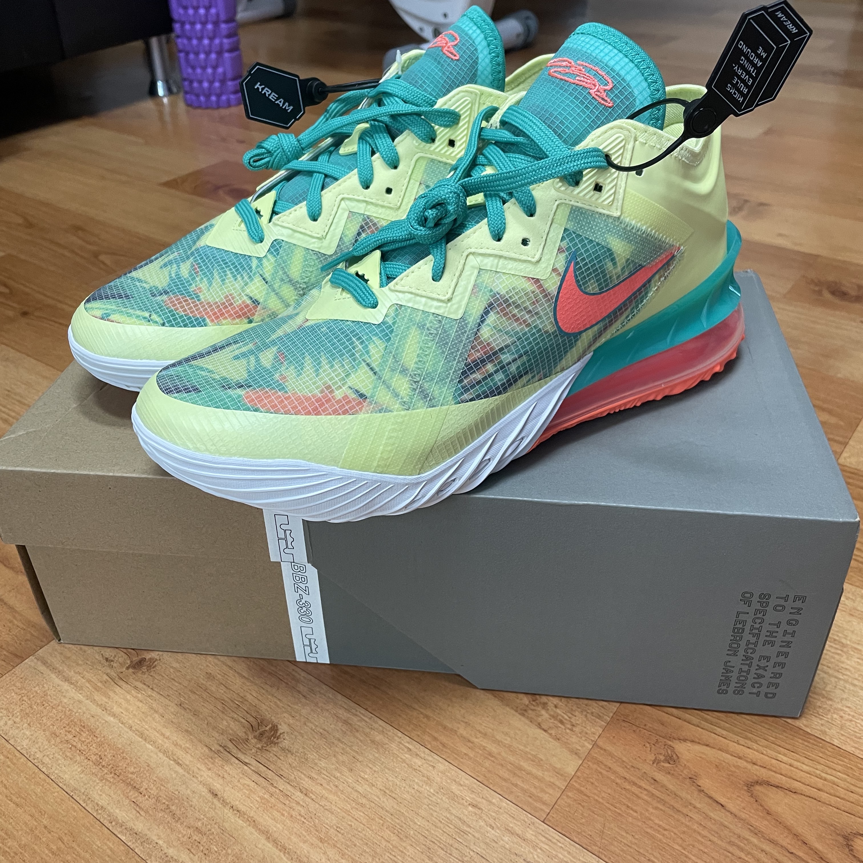 Nike LeBron 18 Low LeBronold Palmer 착용 스타일 - 2