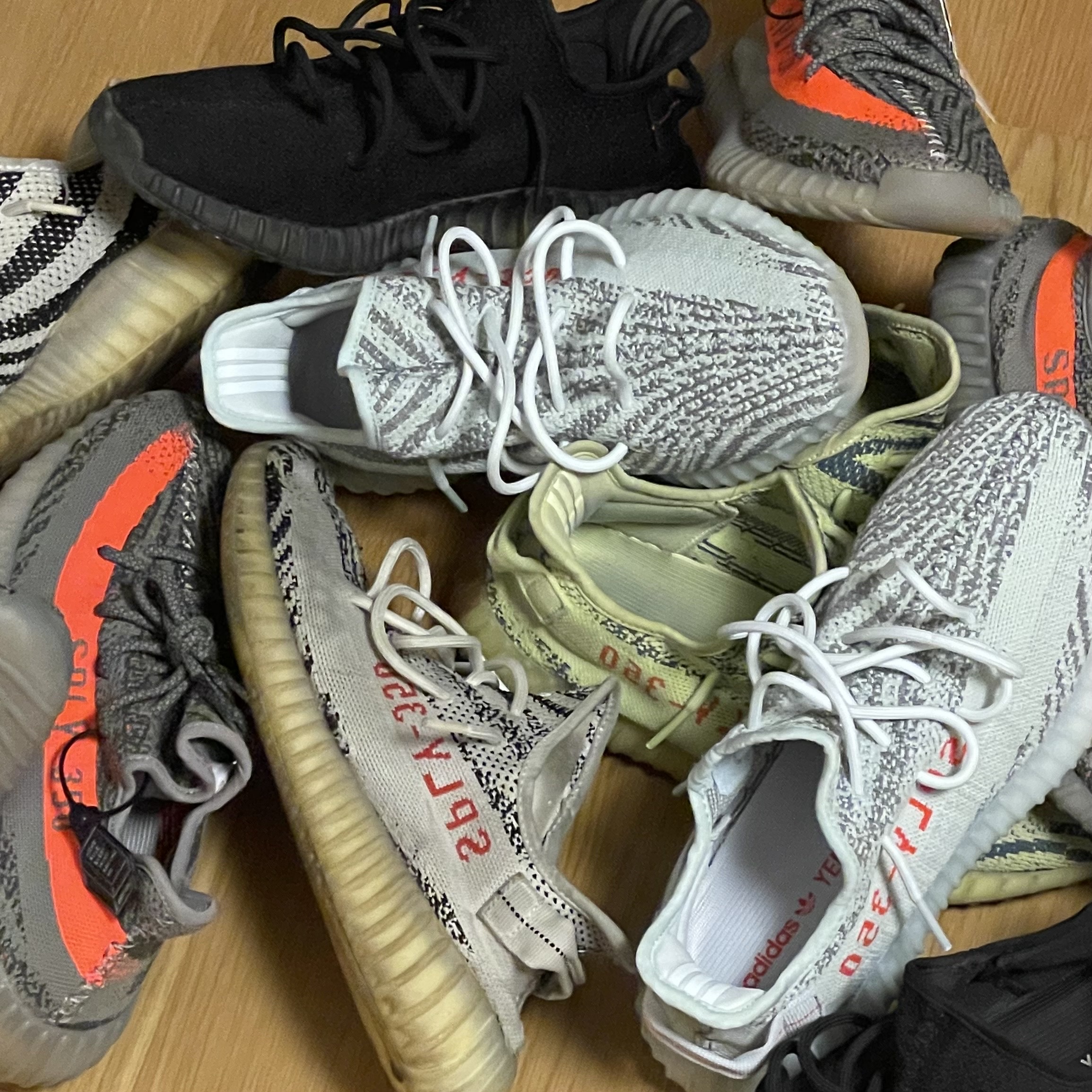 Adidas Yeezy Boost 350 V2 Beluga - Reflective, Adidas Yeezy Boost 350 V2 Blue Tint 2017 착용 스타일