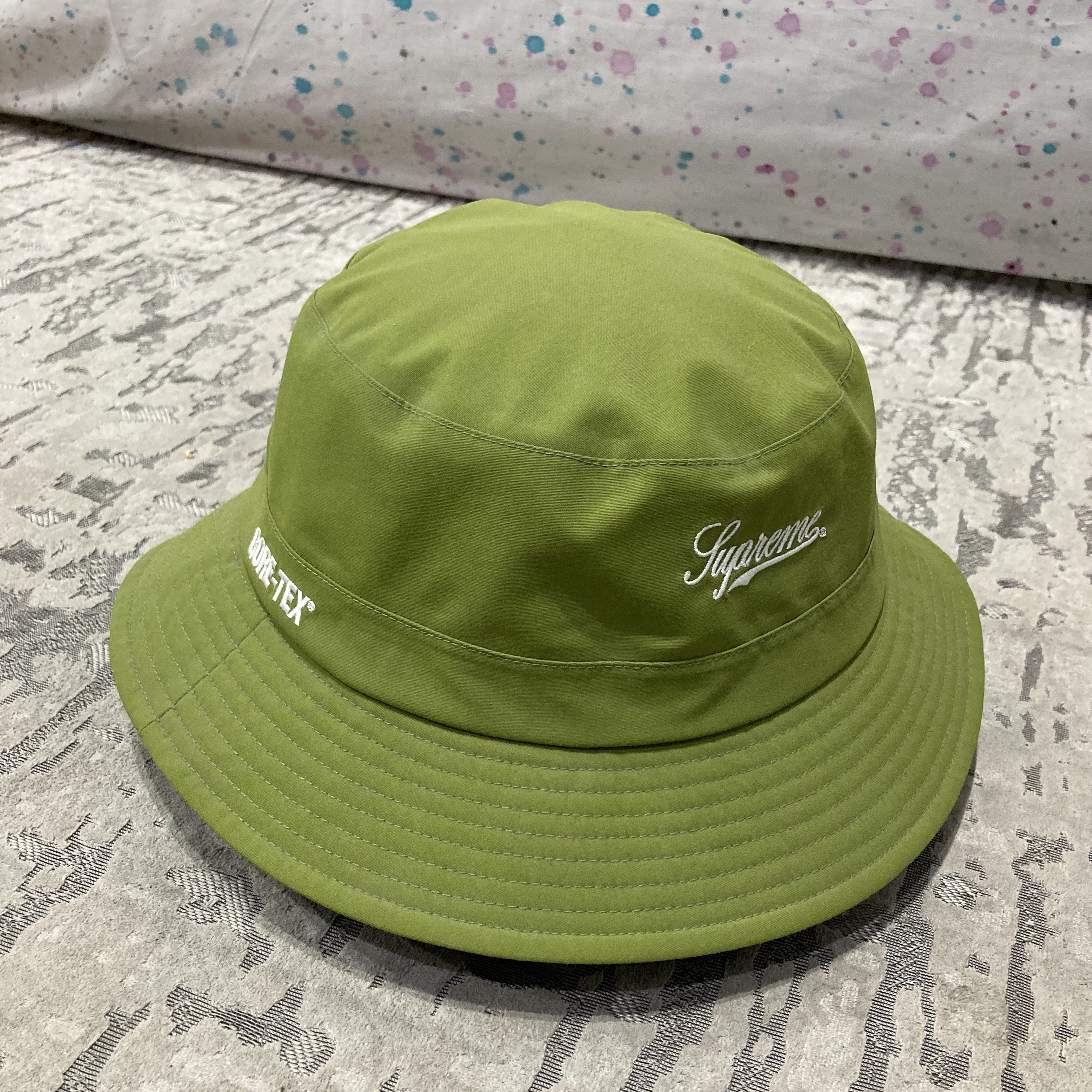 Supreme Gore-Tex Crusher Olive - 20FW 착용 스타일