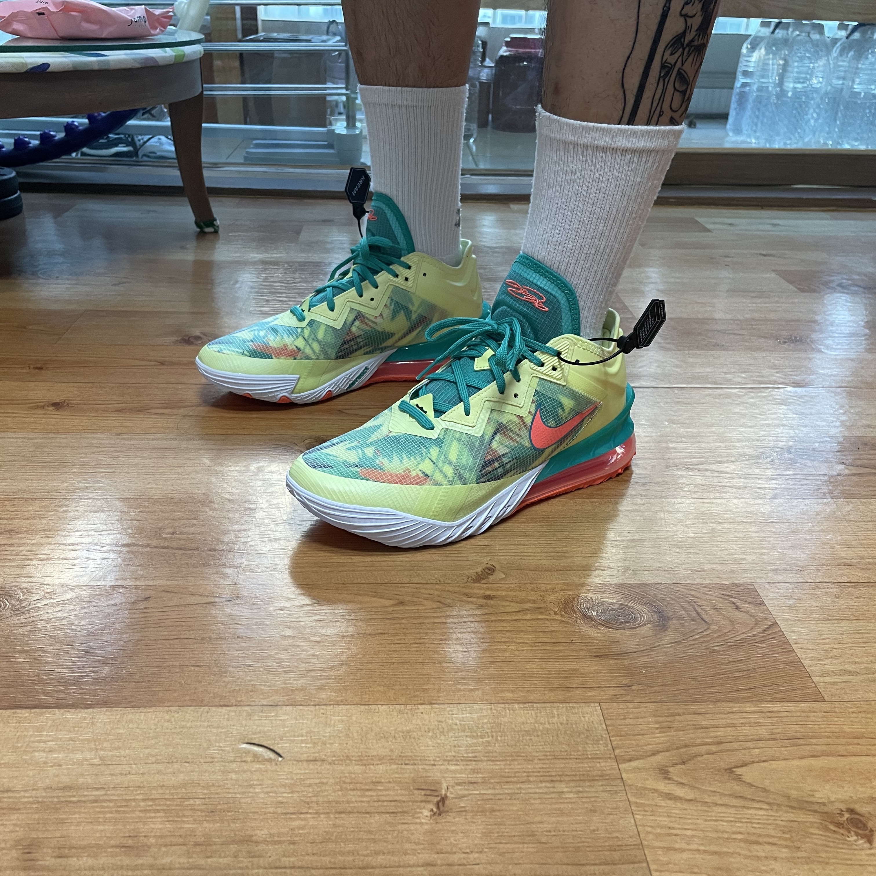 Nike LeBron 18 Low LeBronold Palmer 착용 스타일 - 4