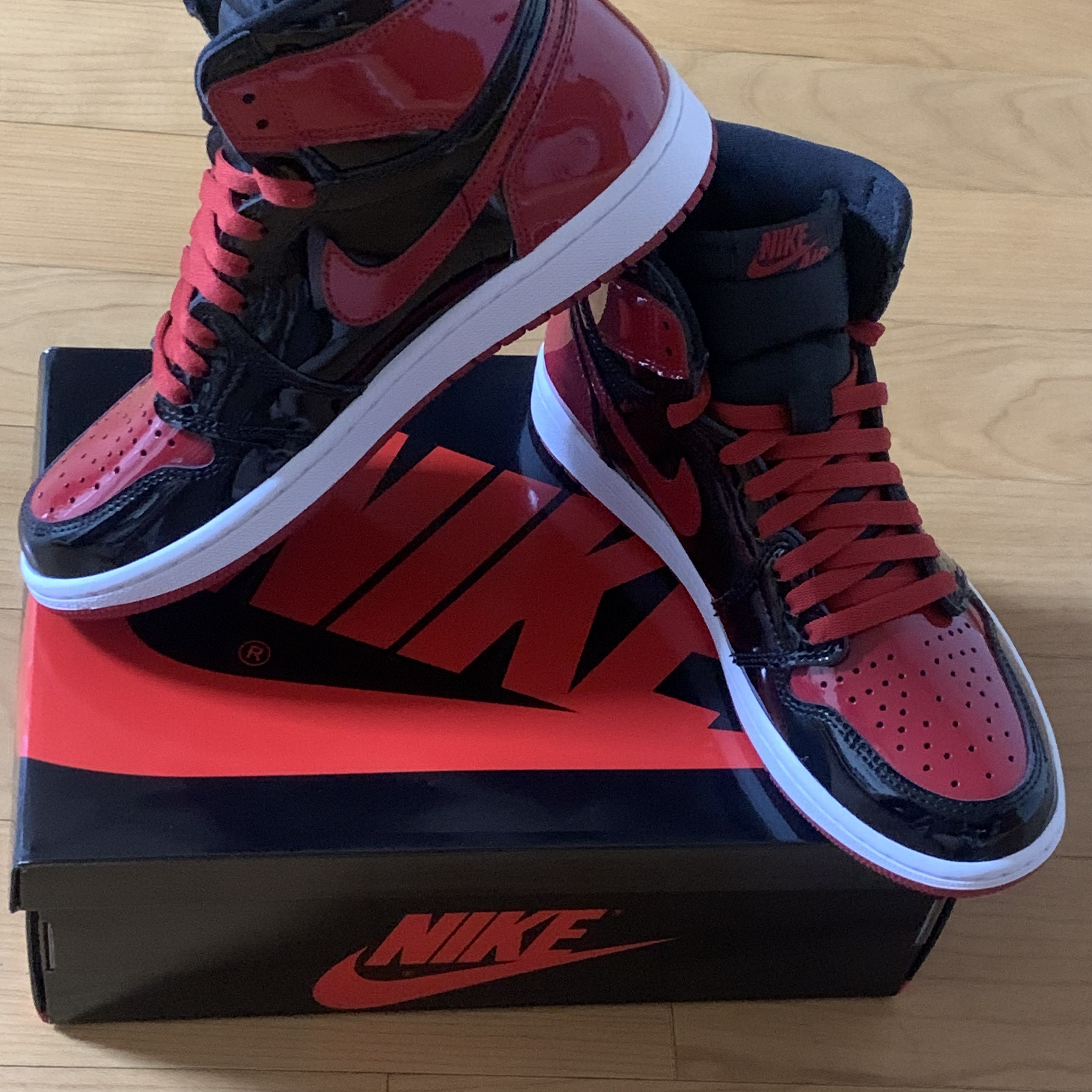 Jordan 1 Retro High OG Patent Bred 착용 스타일