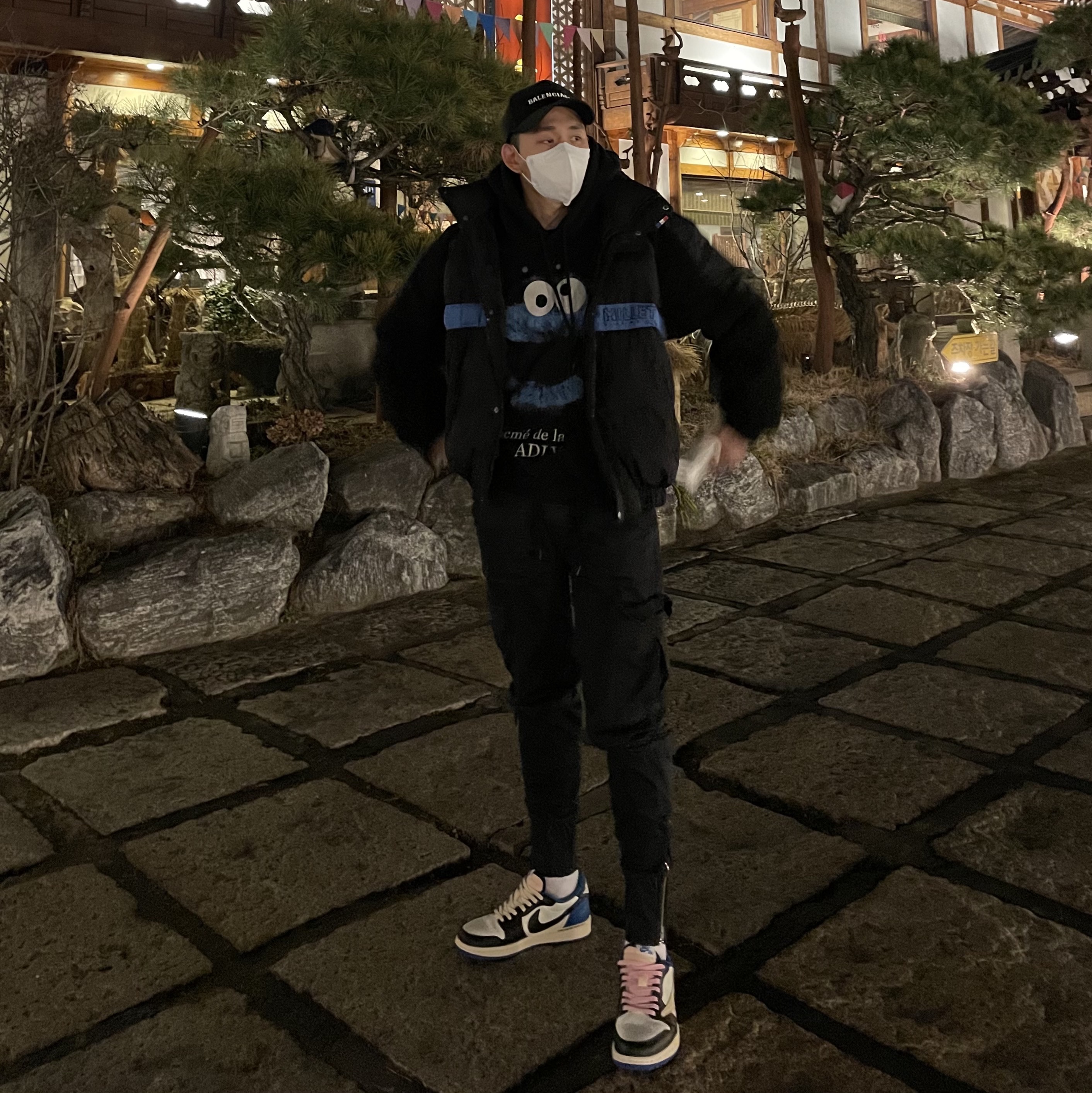 Jordan 1 x Travis Scott x Fragment Retro Low OG SP Military Blue 착용 스타일