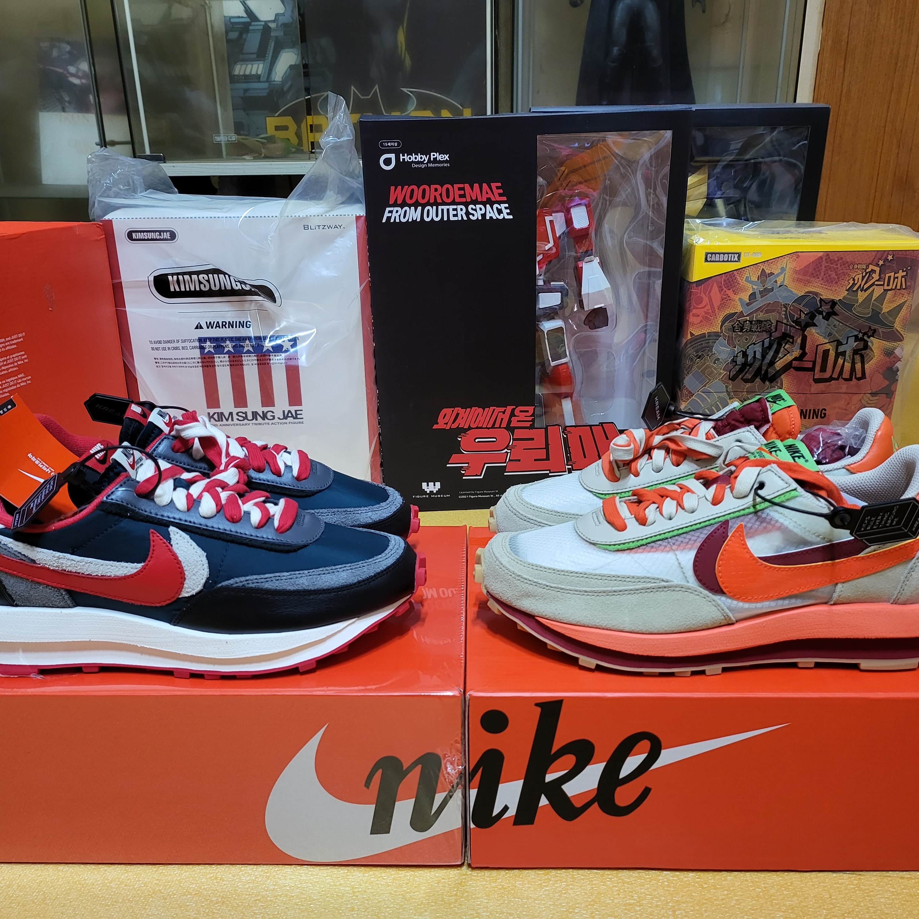 Nike x Sacai x Undercover LDWaffle Midnight Spruce University Red, Nike x Sacai x Clot LDWaffle Orange Blaze 착용 스타일