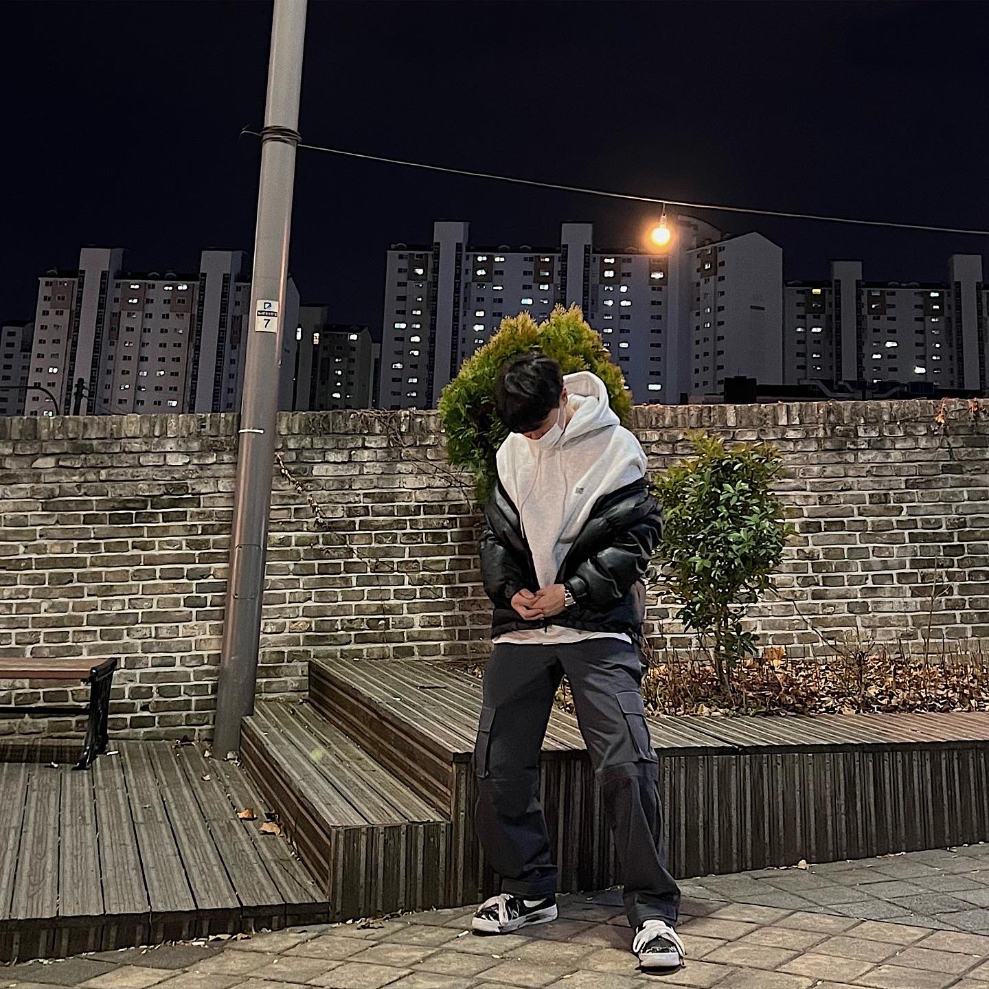 Nike x Peaceminusone Air Force 1 Low Para-Noise 착용 스타일