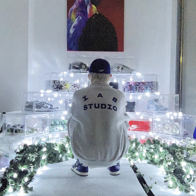 IAB Studio Half Zip Pullover Light Gray, Nike x Ambush Dunk High Deep Royal Blue 착용 스타일