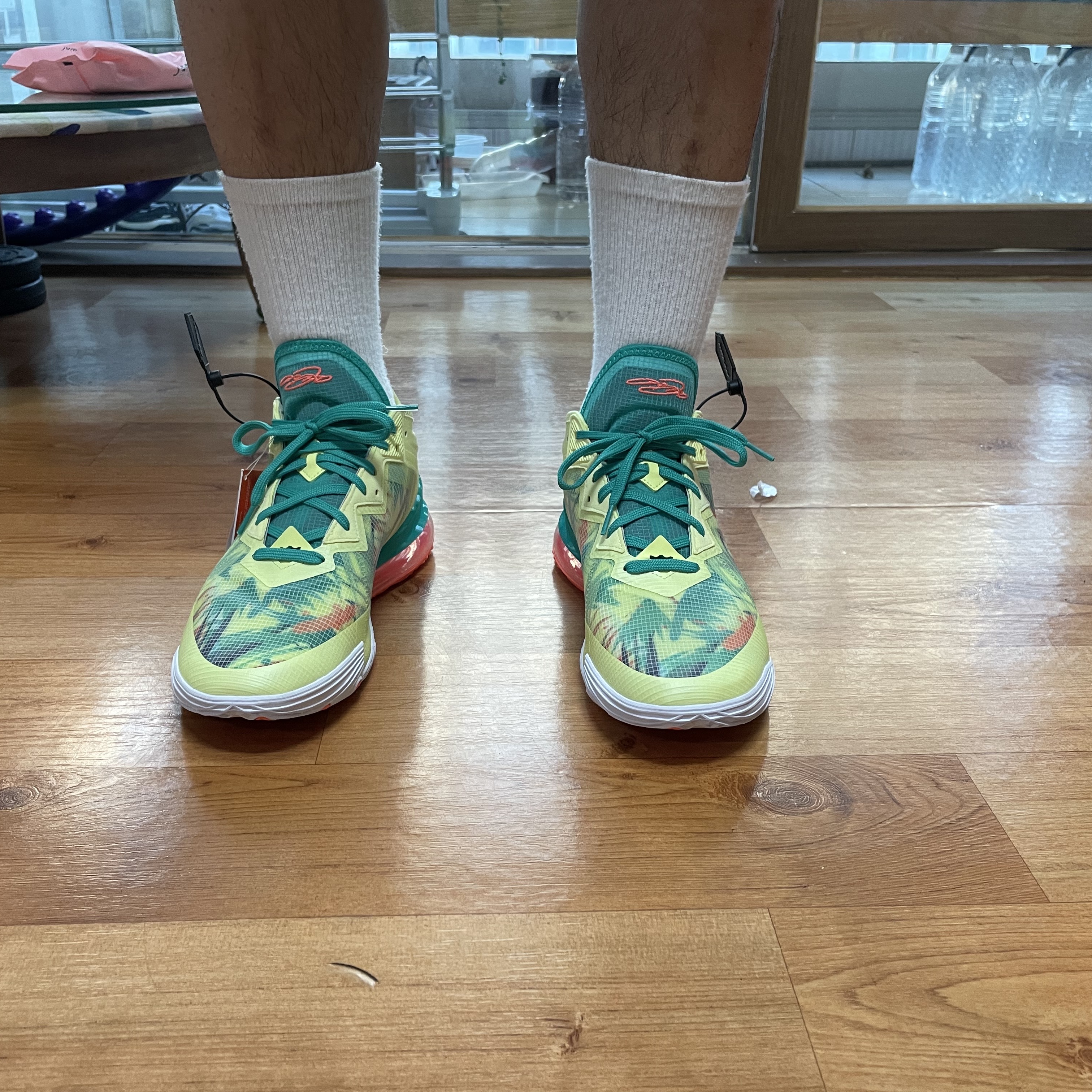 Nike LeBron 18 Low LeBronold Palmer 착용 스타일 - 3