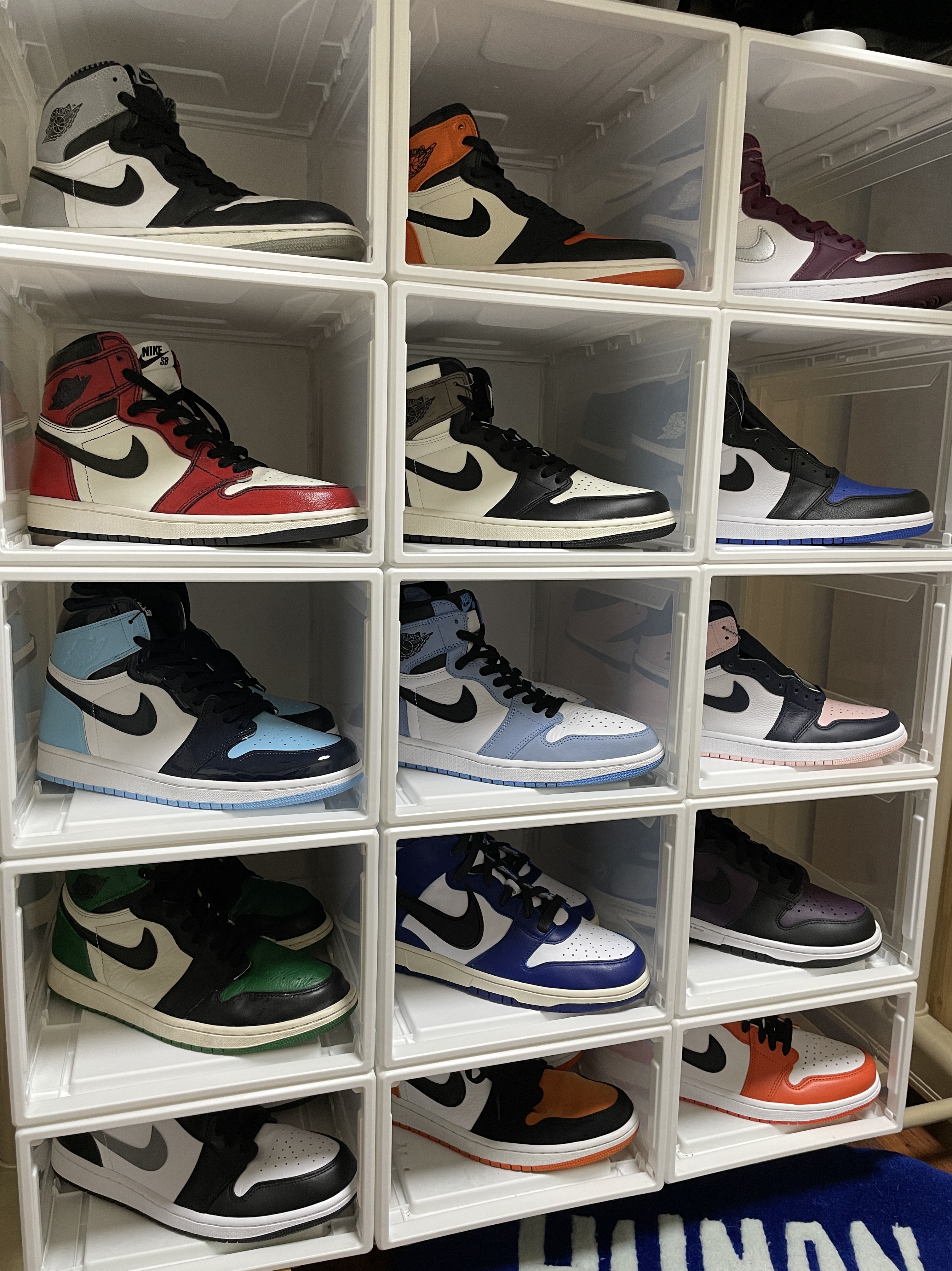 Jordan 1 Retro High OG University Blue, Jordan 1 Low OG Starfish 착용 스타일
