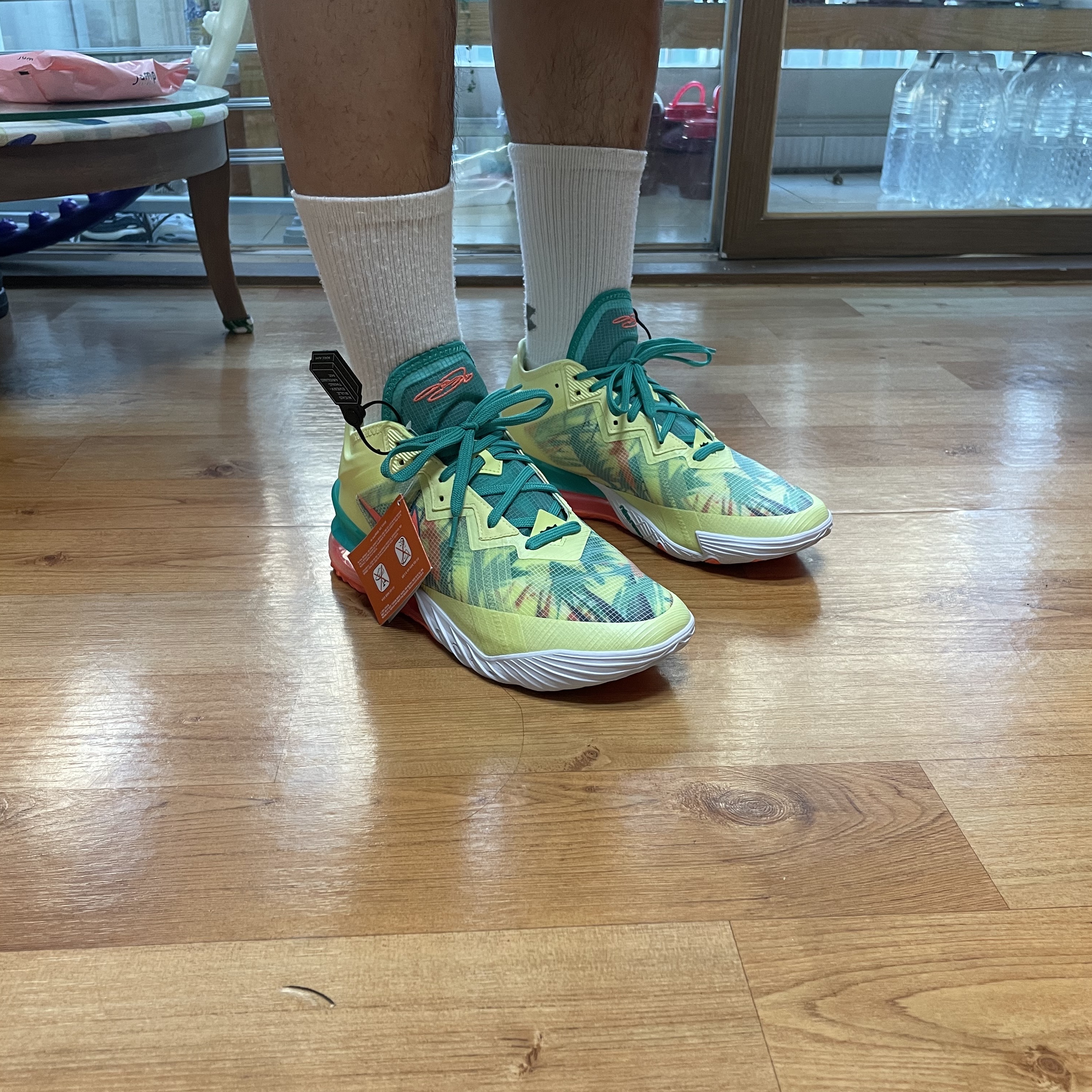 Nike LeBron 18 Low LeBronold Palmer 착용 스타일 - 5