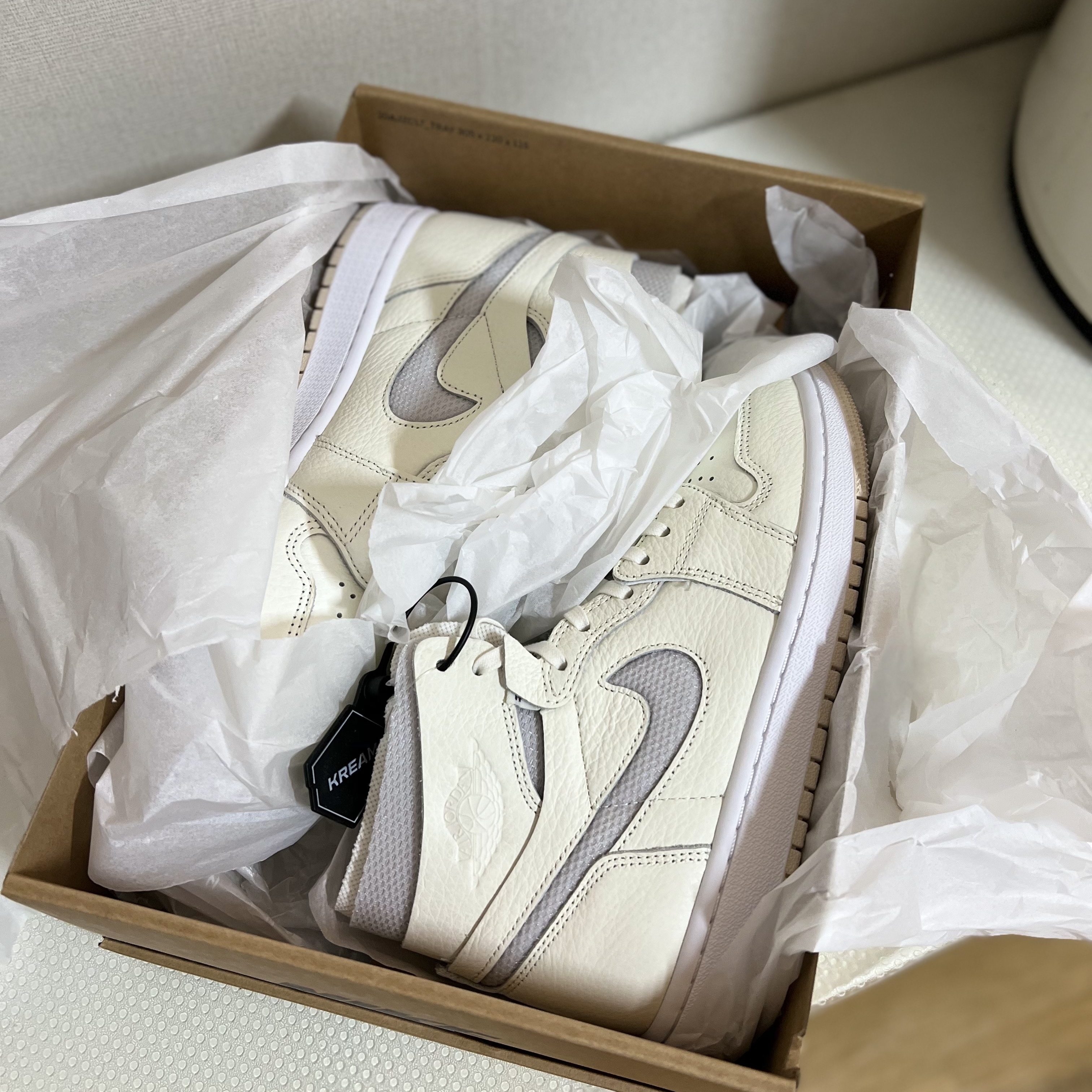 (W) Jordan 1 Zoom Air CMFT Sail 착용 스타일 - 2