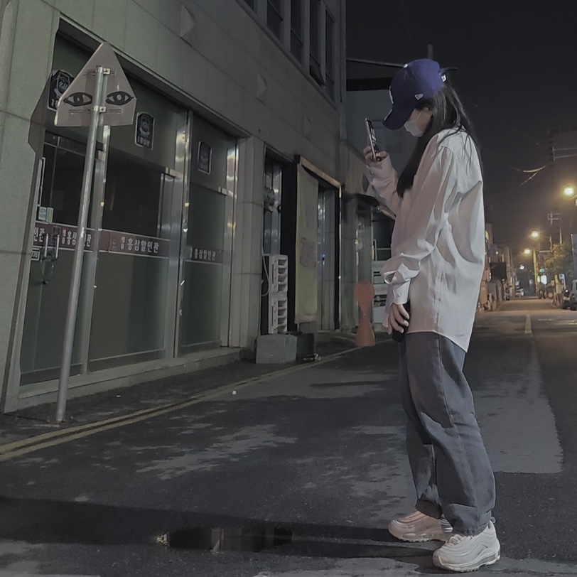 (W) Nike Air Max 97 White Pure Platinum 착용 스타일