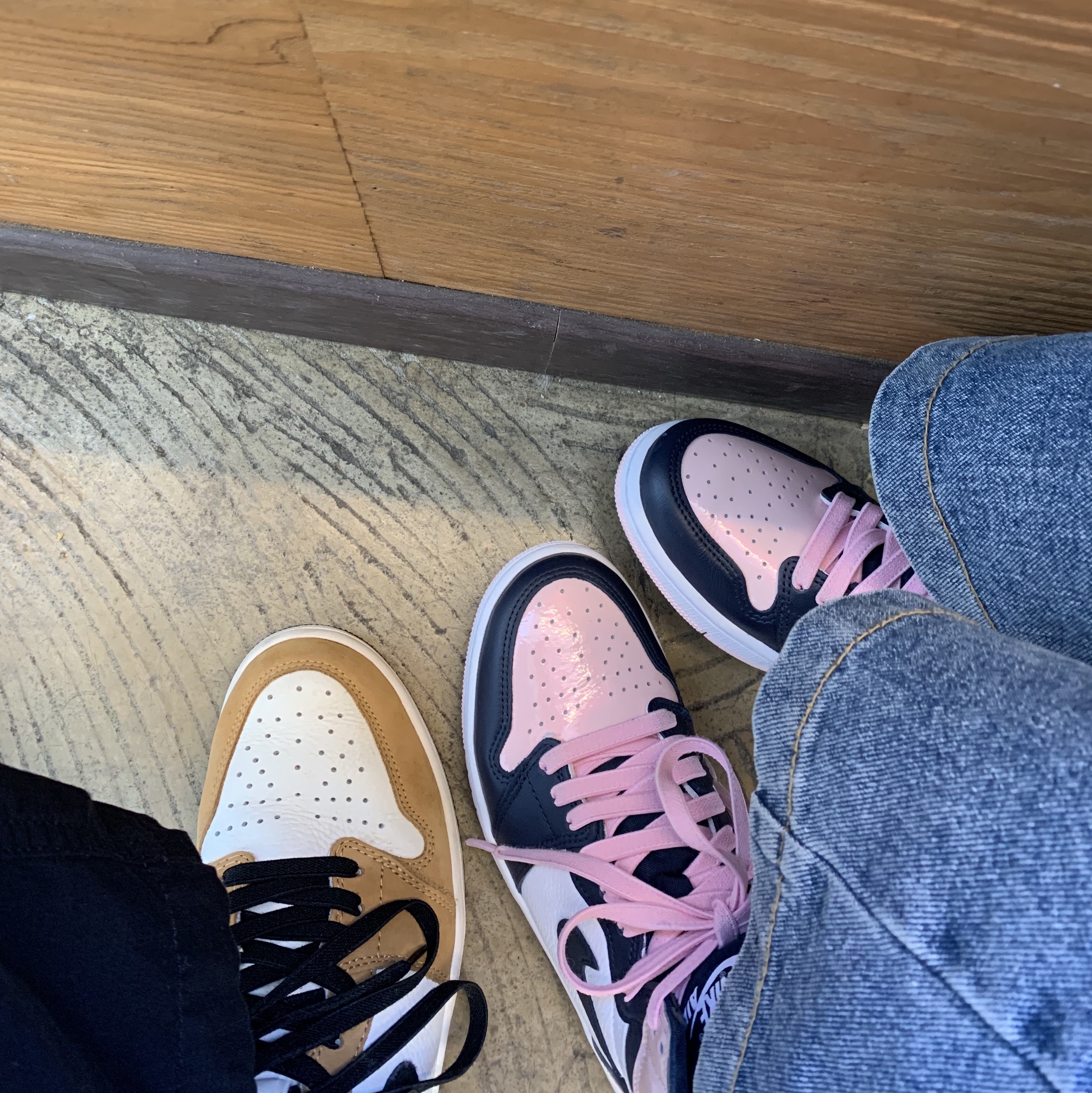 Jordan 1 Retro High Rookie of the Year, (W) Jordan 1 Retro High OG Atmosphere 착용 스타일