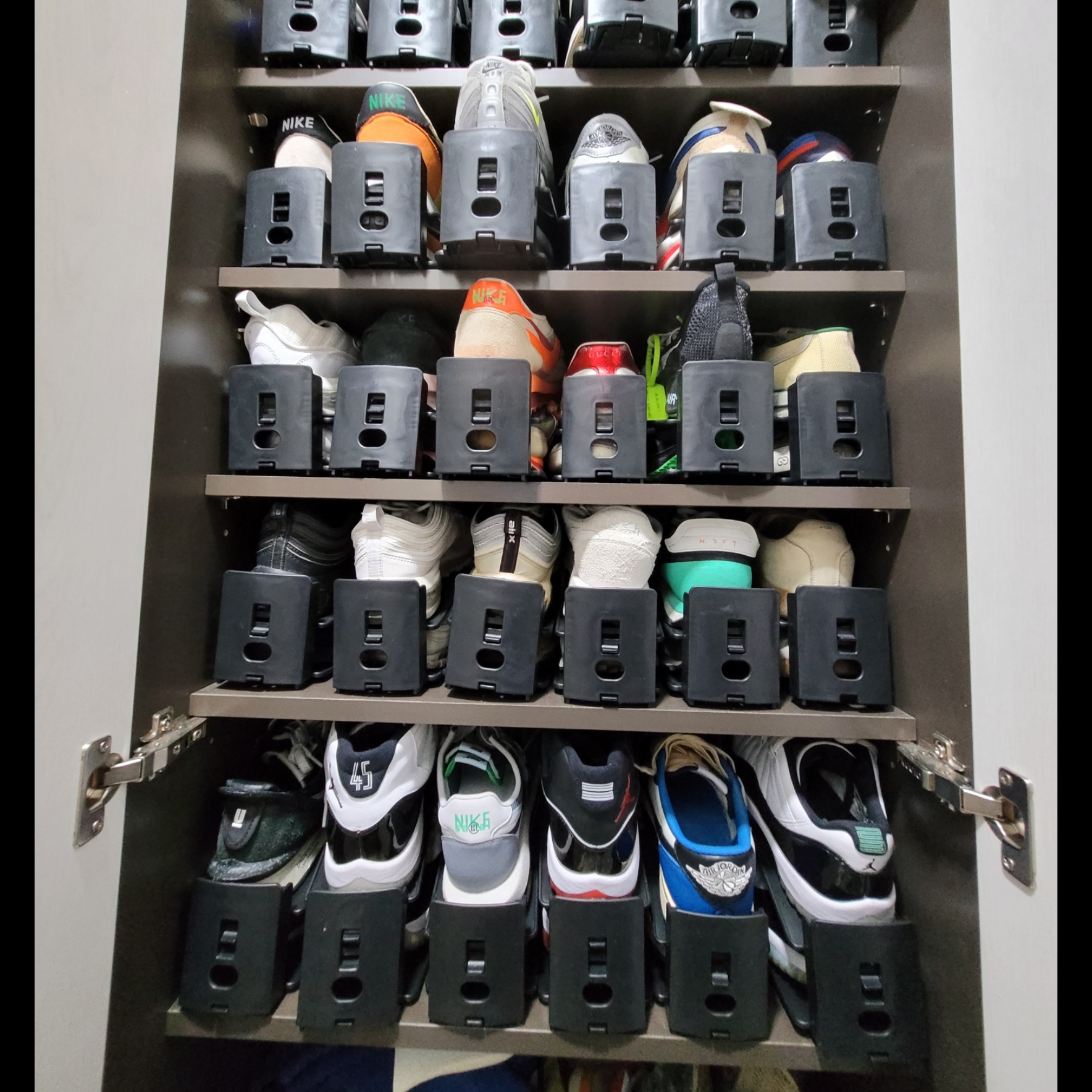 Jordan 1 x Travis Scott x Fragment Retro Low OG SP Military Blue, Jordan 11 Retro Concord 2018 착용 스타일