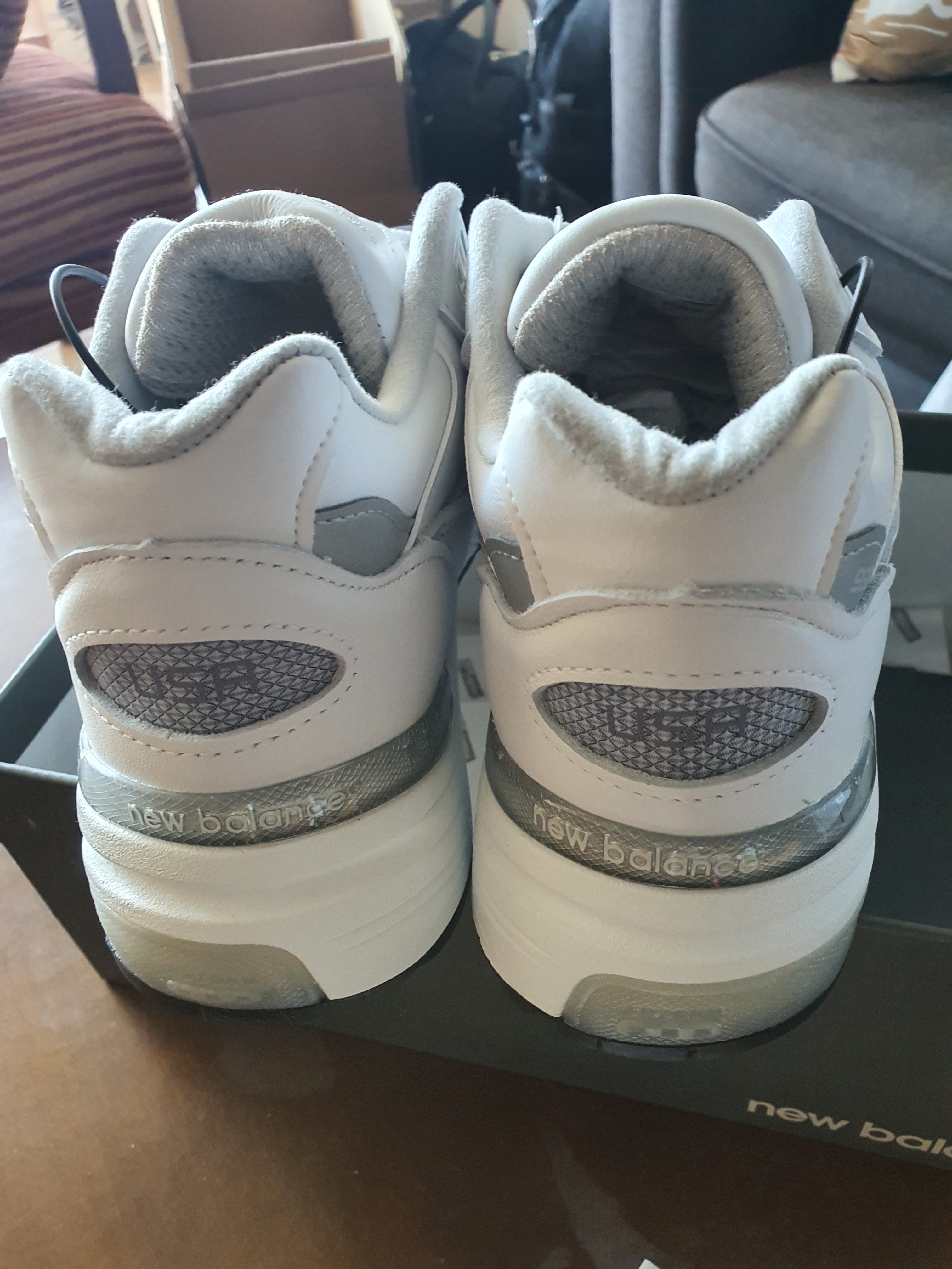 New Balance 992 Made in USA White Silver 착용 스타일 - 3