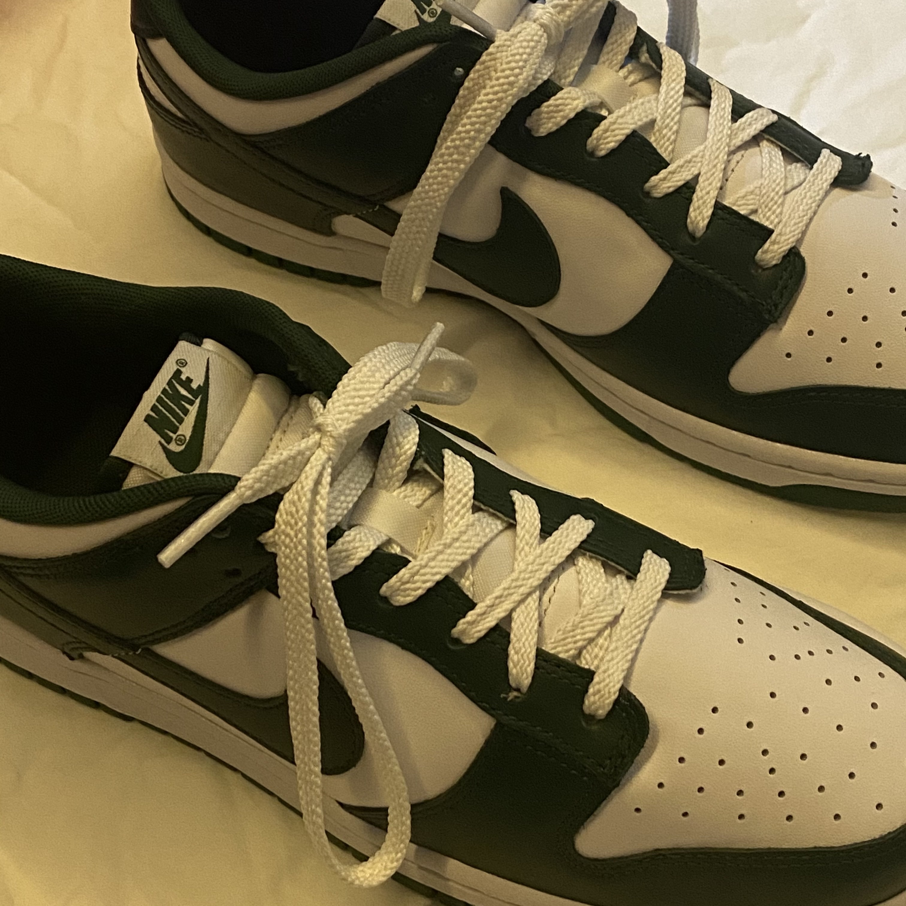 Nike Dunk Low Retro Varsity Green 착용 스타일 - 1