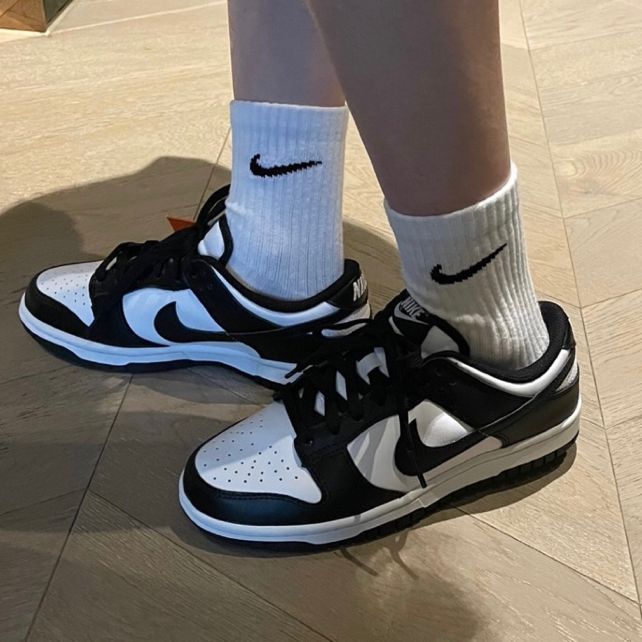 (W) Nike Dunk Low Black 착용 스타일