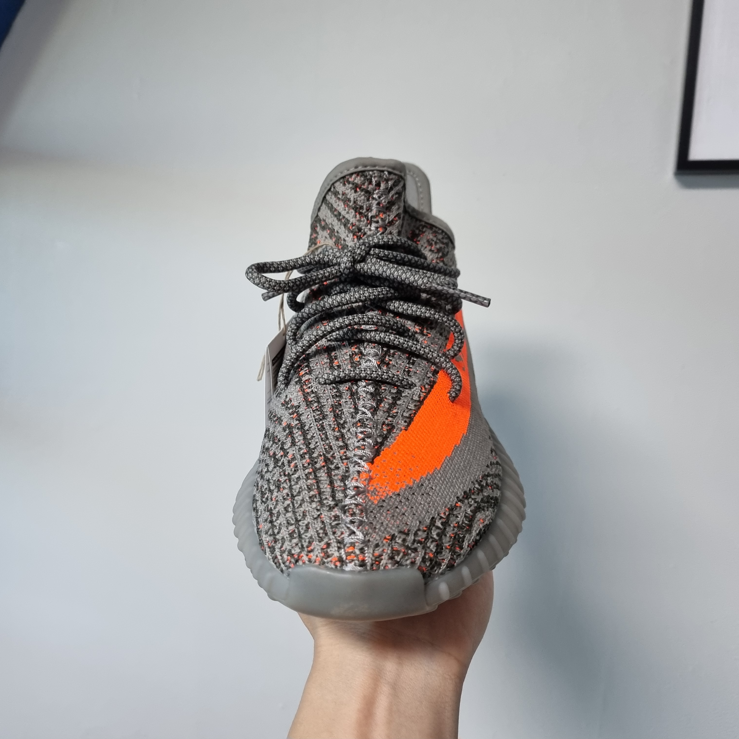 Adidas Yeezy Boost 350 V2 Beluga - Reflective 착용 스타일 - 3