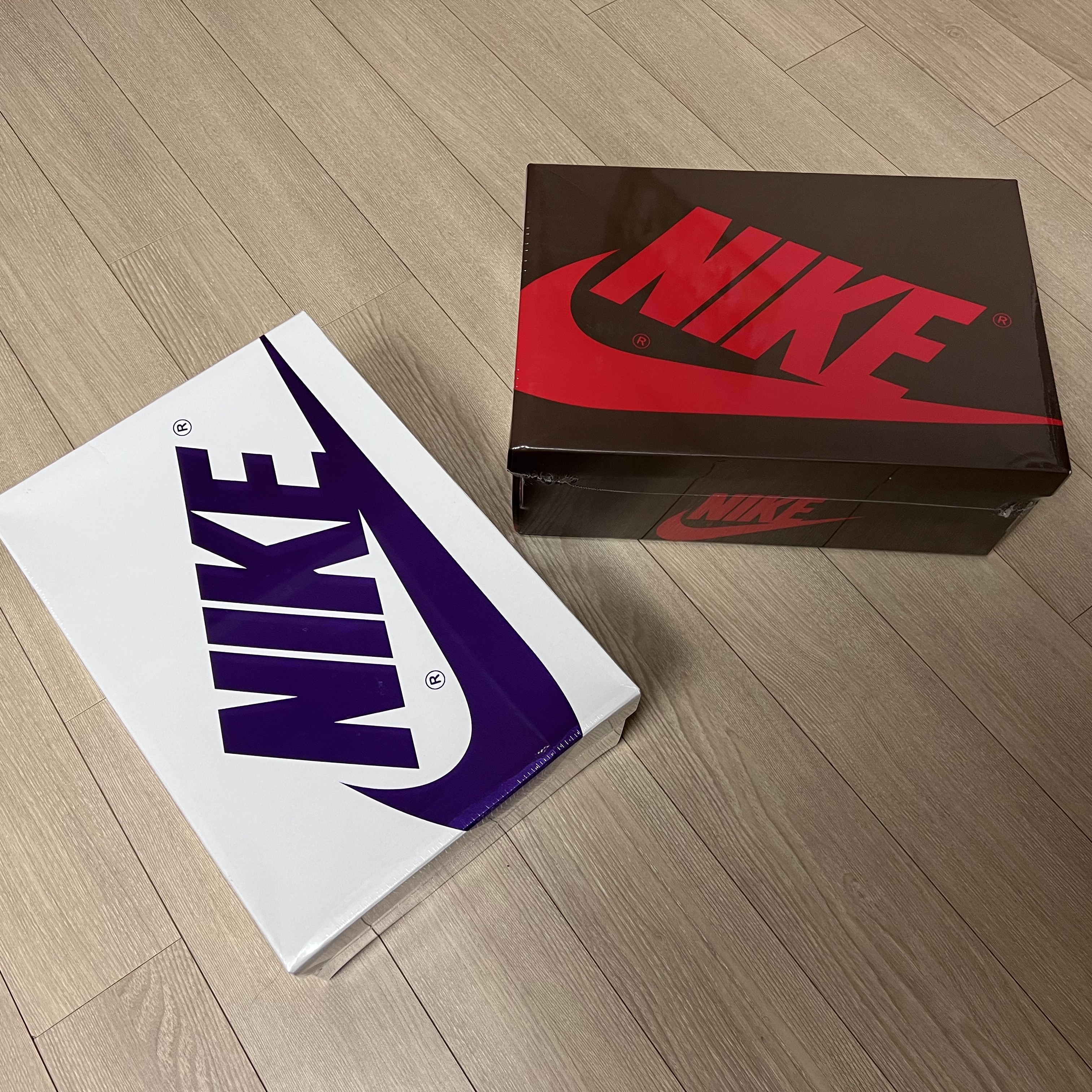 Jordan 1 x Travis Scott Retro High OG SP Mocha, (W) Jordan 1 High OG Court Purple 착용 스타일