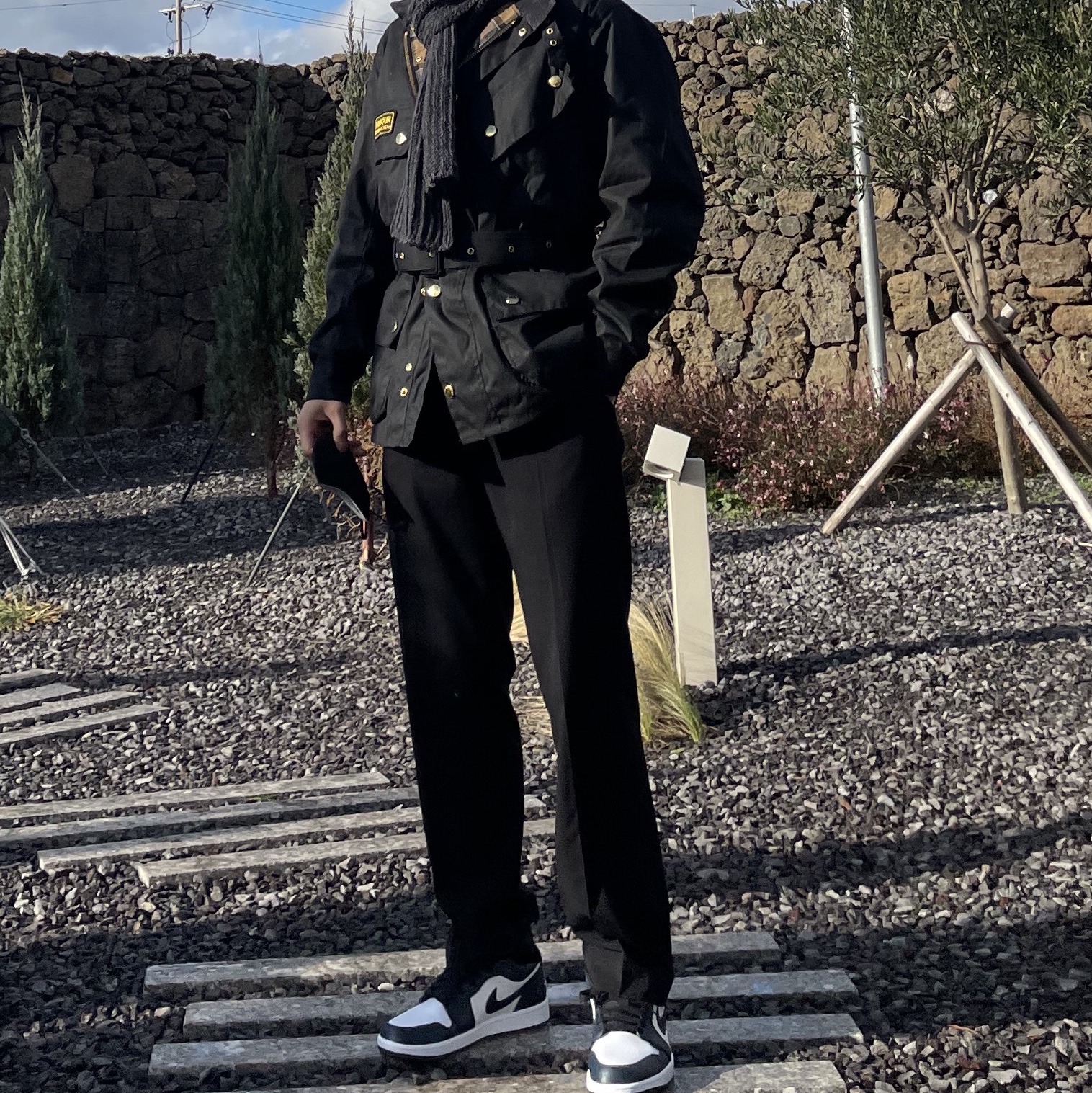 Barbour International Original Wax Jacket Black, Jordan 1 Low Dark Teal 착용 스타일